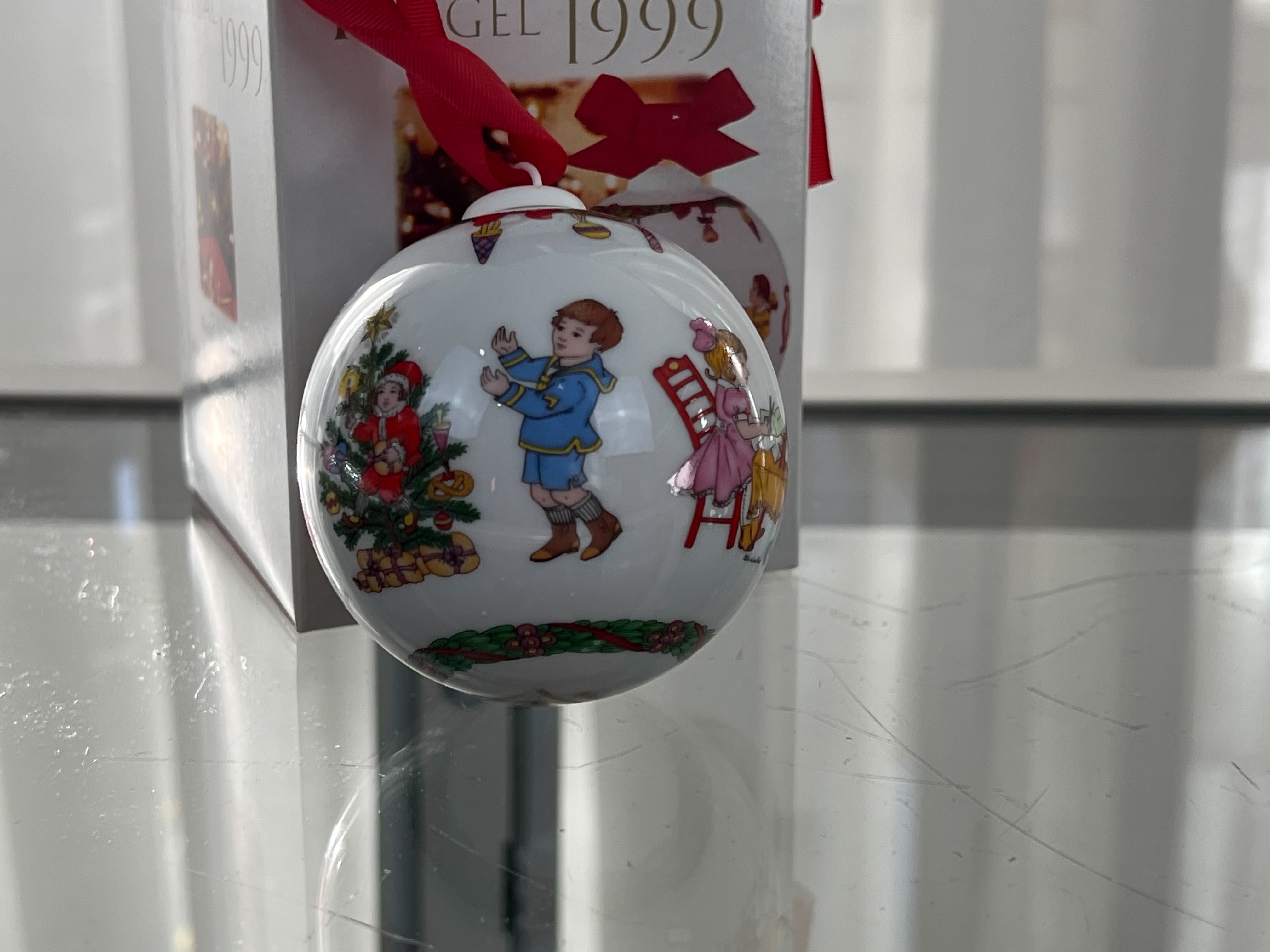  Hutschenreuther 1999 Weihnachtskugel. Top Zustand.  