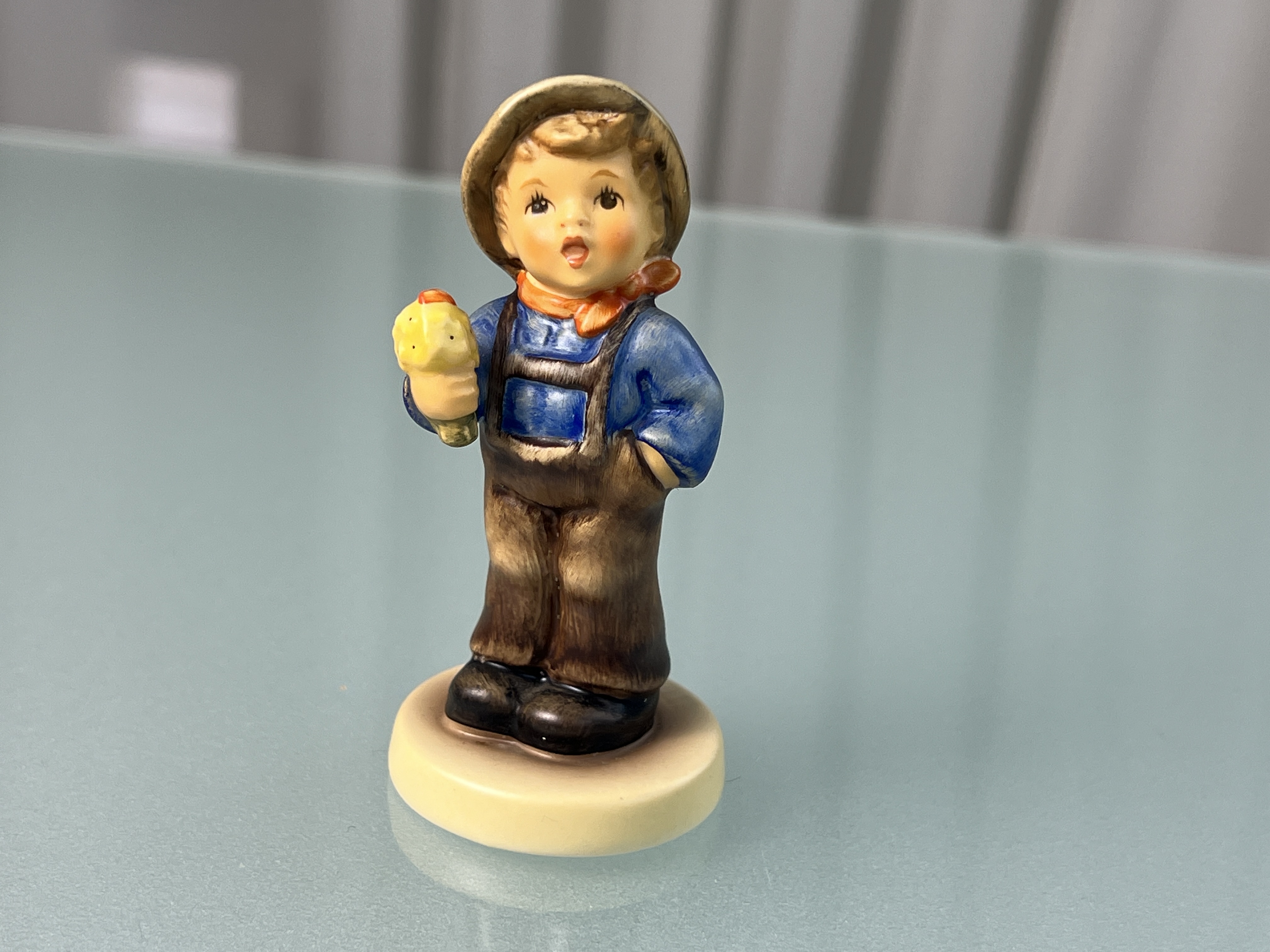 Hummel Figur 2193 4/0 Blumengruß 8 cm. 1 Wahl - Top Zustand 