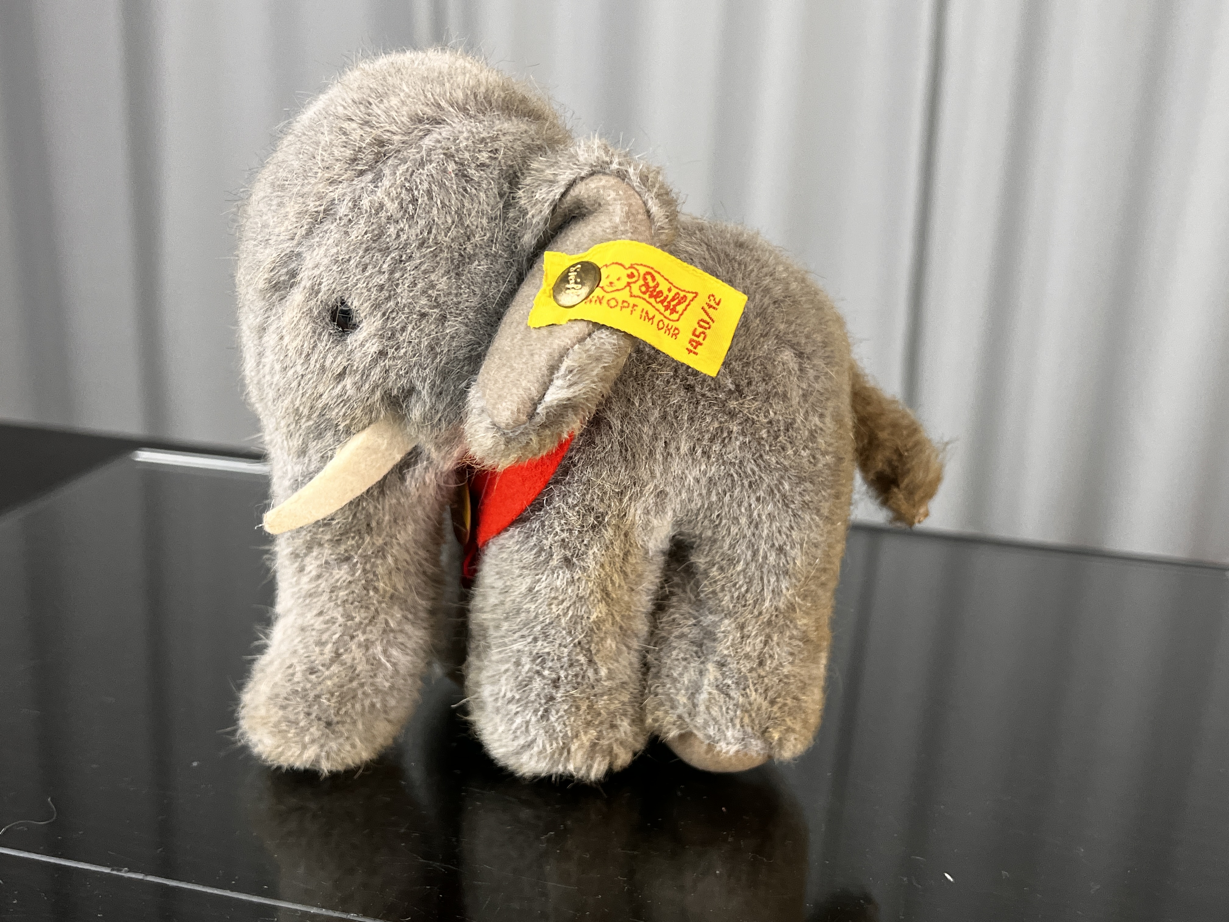 Steiff Stofftier Tier Elefant 14 cm. Top Zustand - Siehe Fotos     