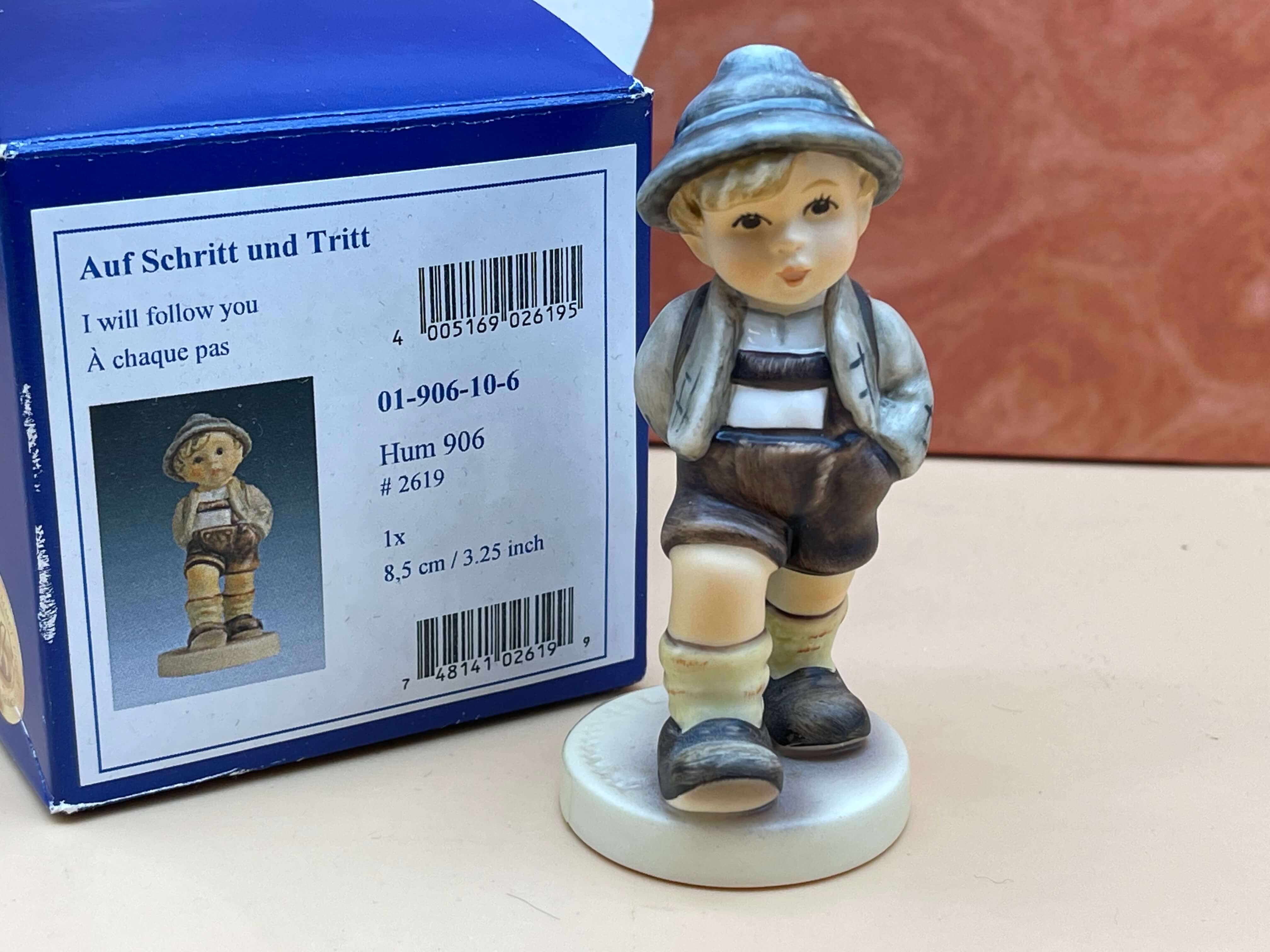  Hummel Figur 906 Auf Schritt und Tritt 8,5 cm. 1 Wahl mit Ovp. Top Zustand 