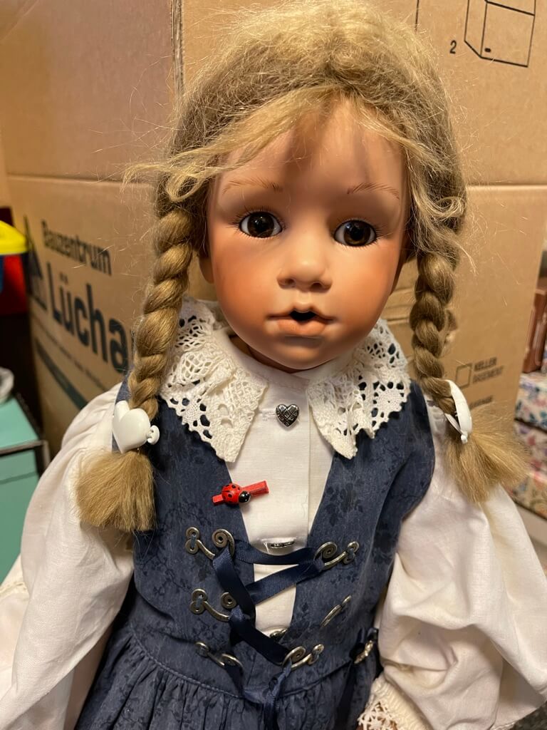 Künstlerpuppe Porzellan Puppe 67 cm. Top Zustand  
