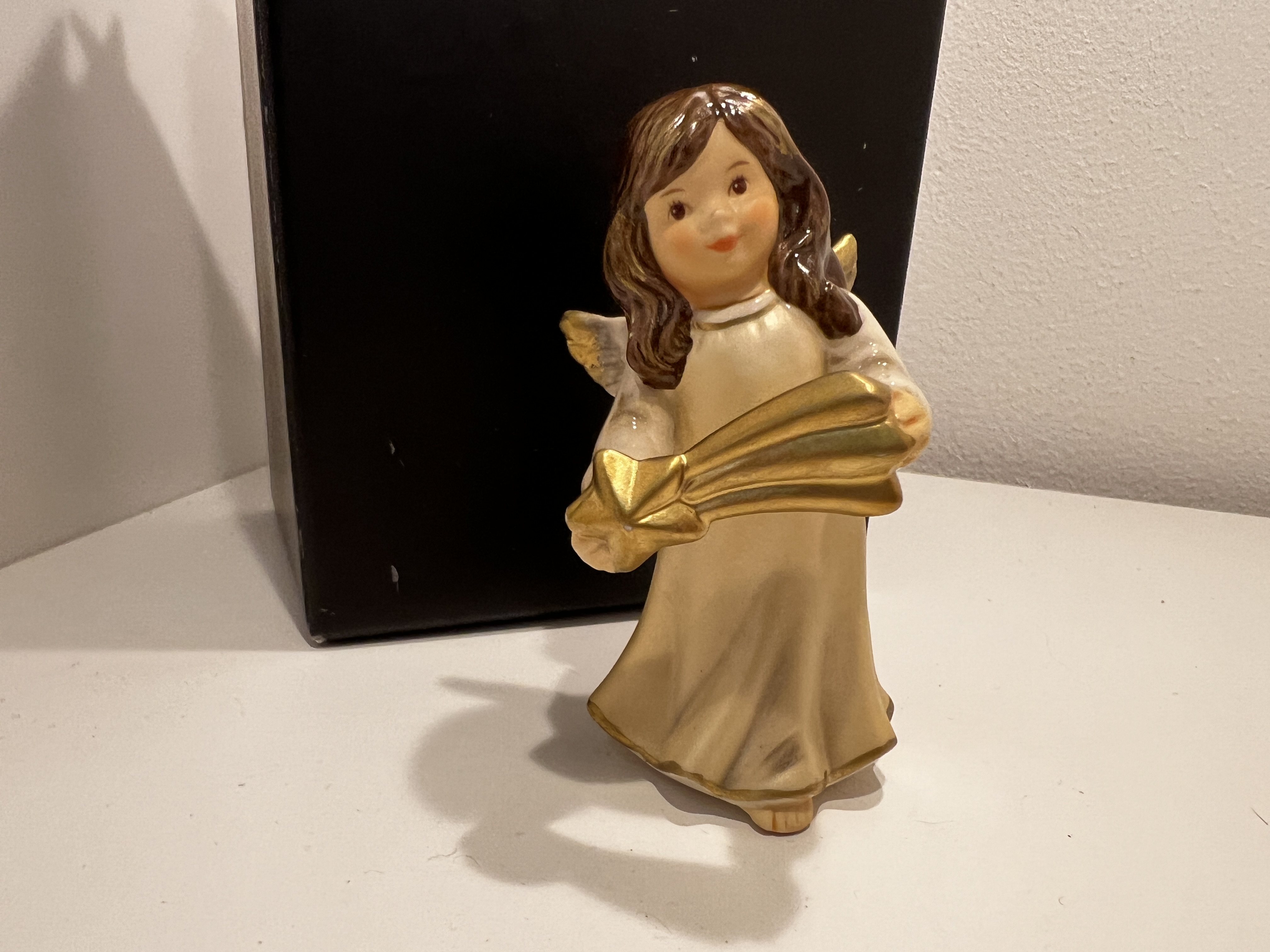 Goebel Engel Figur Porzellan 8,5 cm. Mit Ovp - Top Zustand  