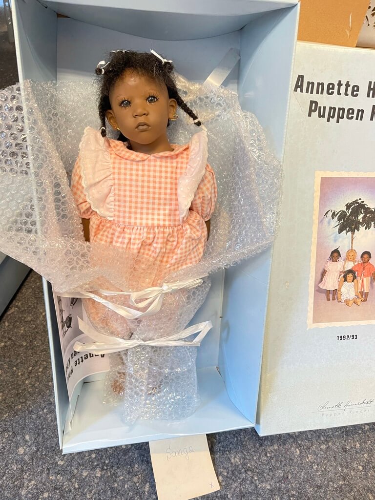 Annette Himstedt Puppe Sanga 59 cm. Top Zustand  