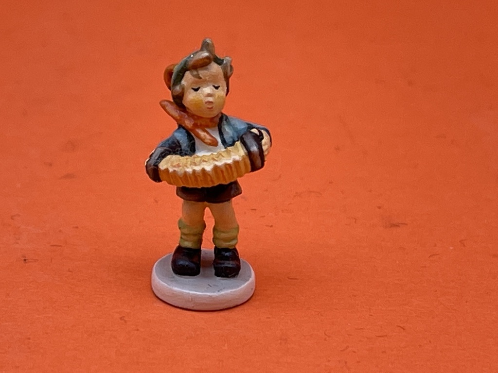  Hummel Figur 266-P Miniatur  - Top Zustand