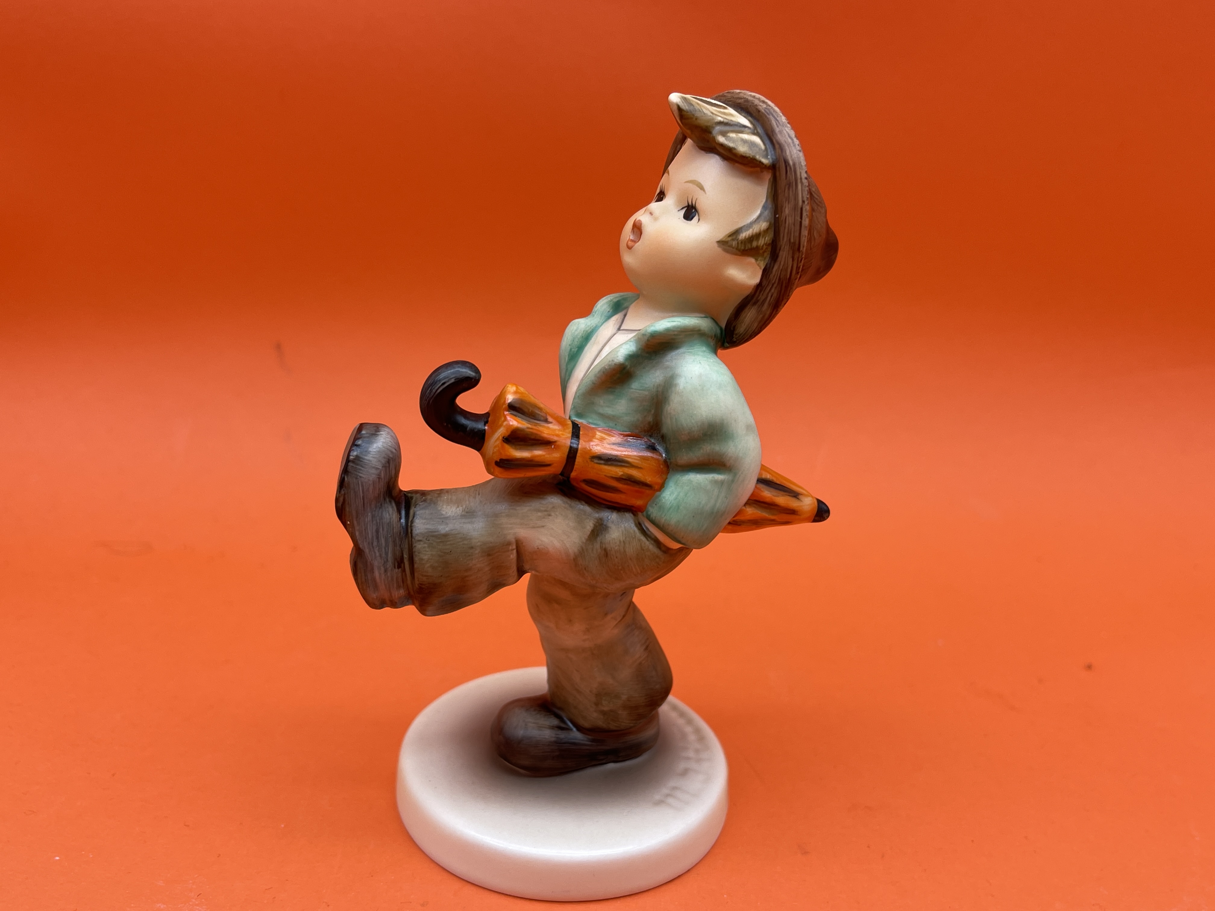 Hummel Figur 109/0 Hinaus in die Ferne 13 cm. 1 Wahl. Top Zustand.
