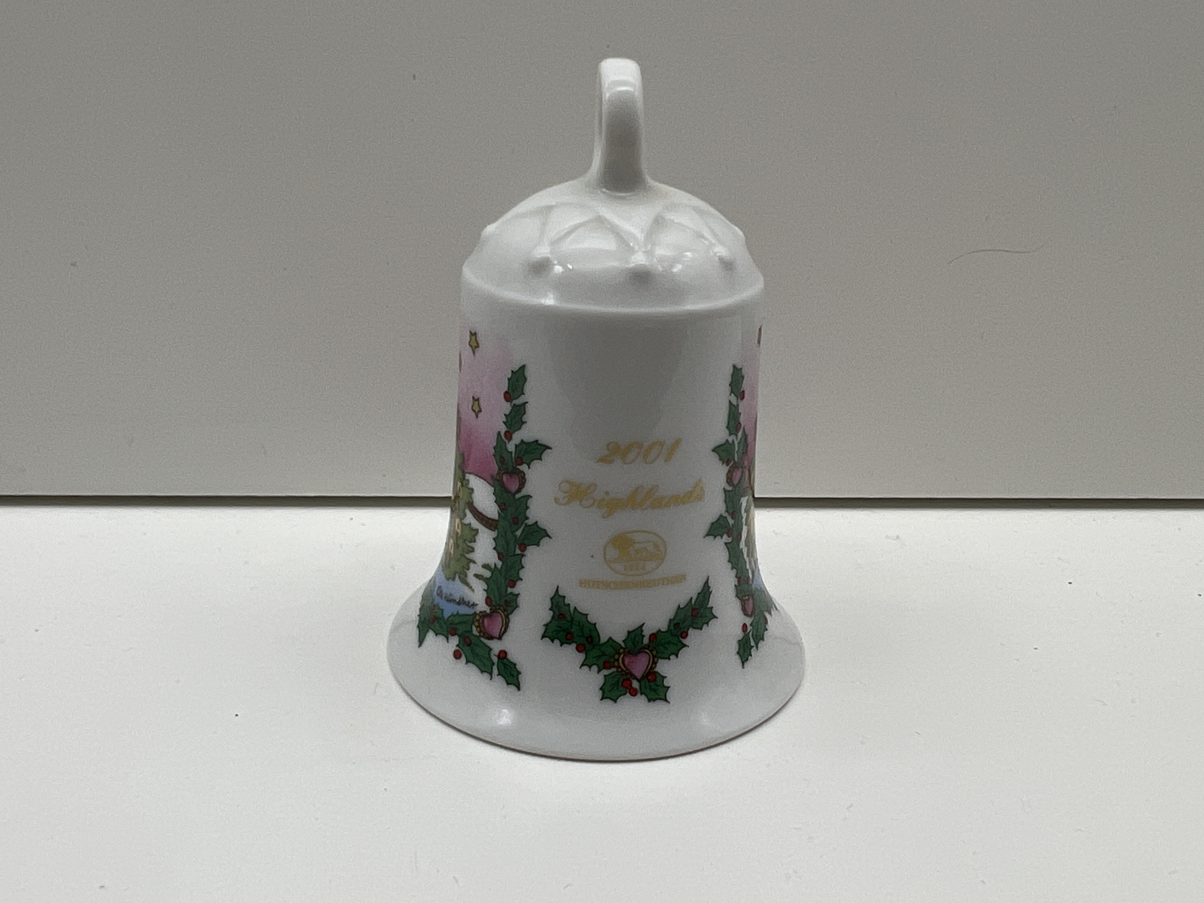  Hutschenreuther 2001 Weihnachtsglocke  7 cm. Top Zustand. 