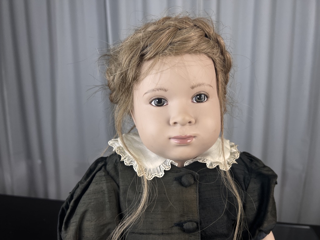 Sigikid Sabine Esche Künstlerpuppe Vinyl Puppe 57 cm. Top Zustand 