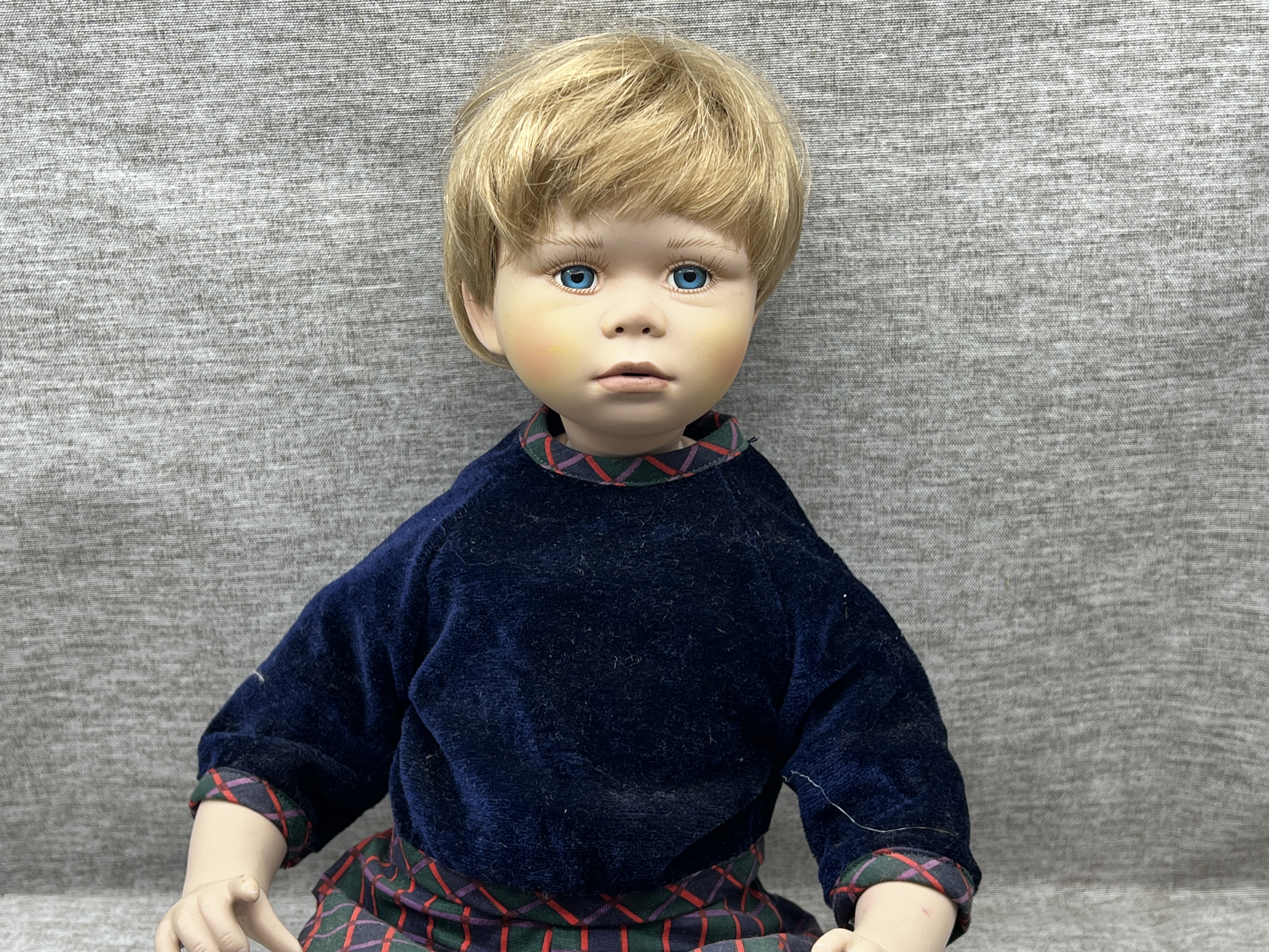 Christine Orange Künstlerpuppe Porzellan Puppe 41 cm. Top Zustand  