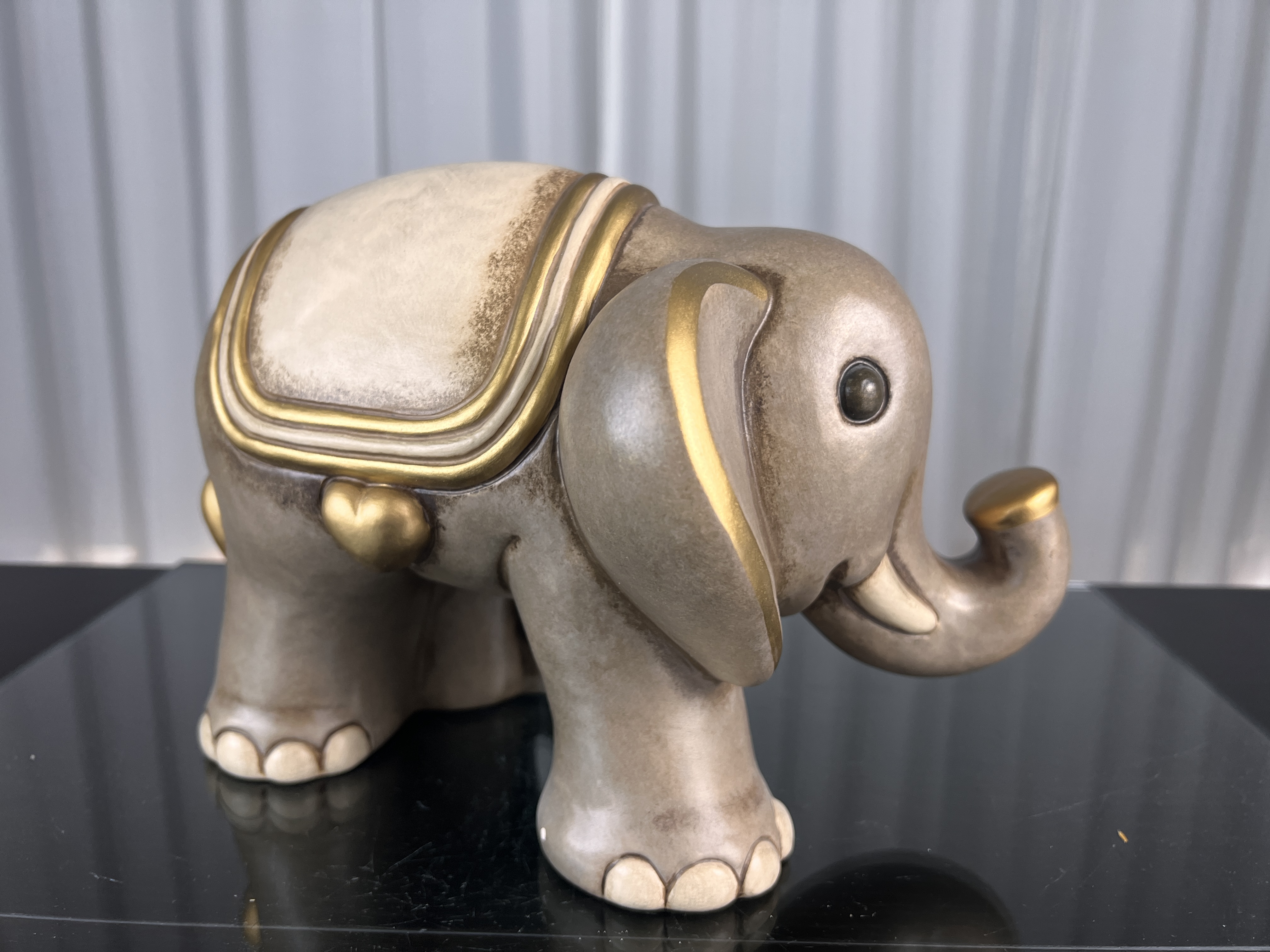 Thun Figur Elefant 19 cm. - 1 Wahl - Top Zustand. 