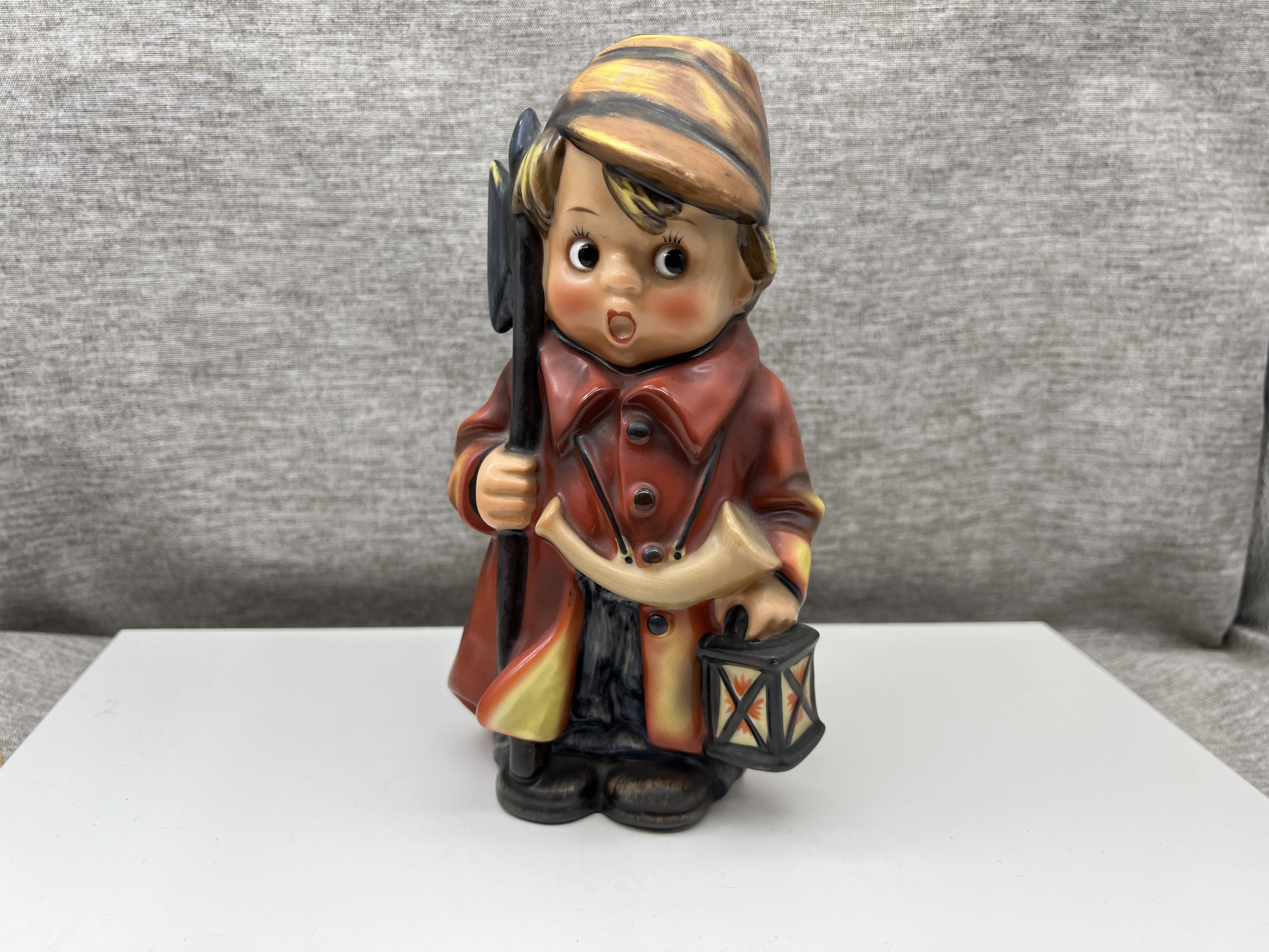 Goebel Figur Rauchverzehrer 21 cm. 1 Wahl Top Zustand.    