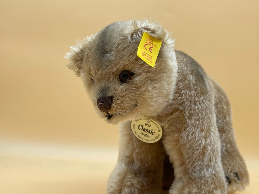 Steiff Tier Teddy Bär 034305 Classic Höhe: 17 cm. Länge 21 cm. Top Zustand 