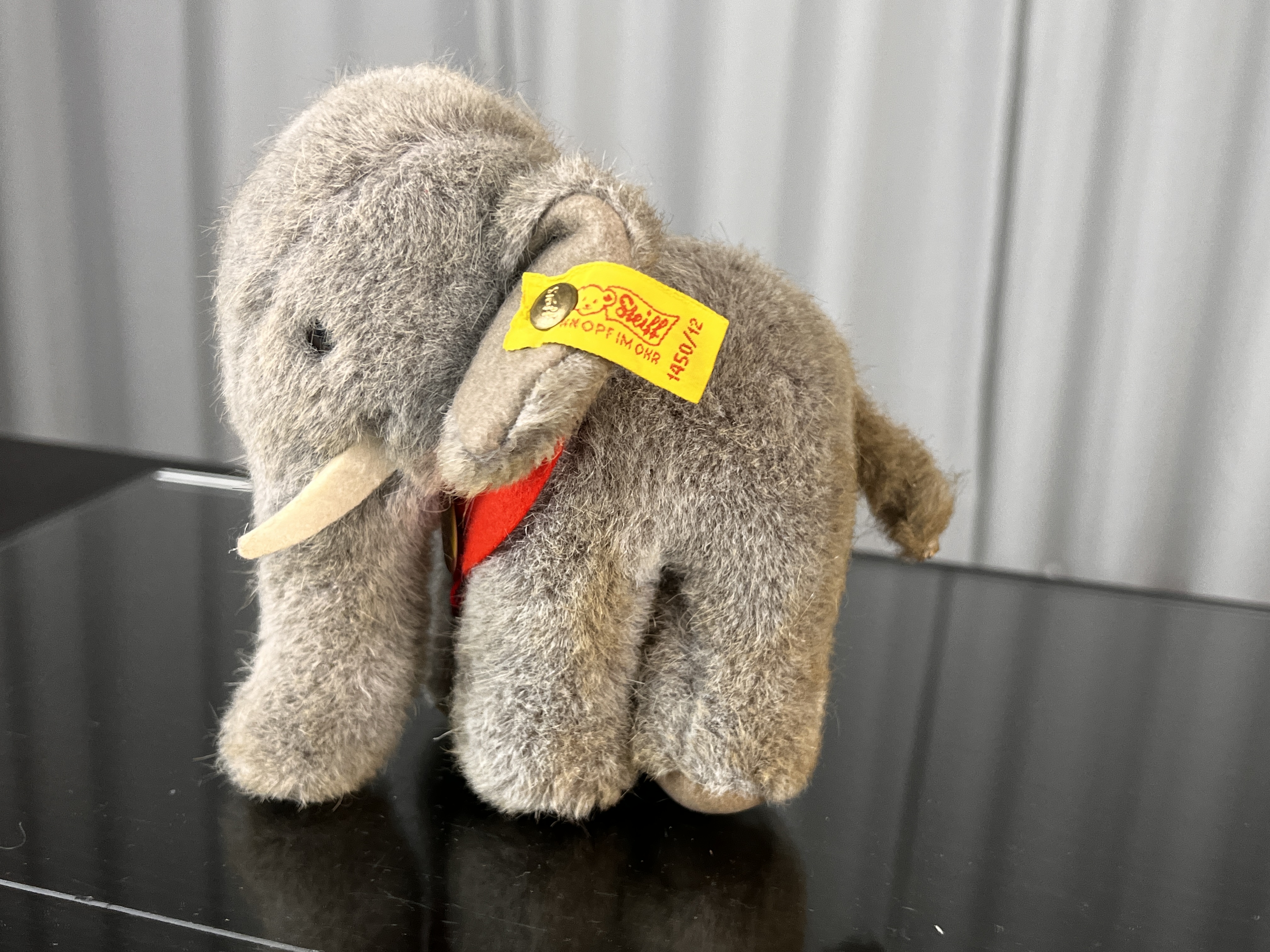 Steiff Stofftier Tier Elefant 14 cm. Top Zustand - Siehe Fotos     