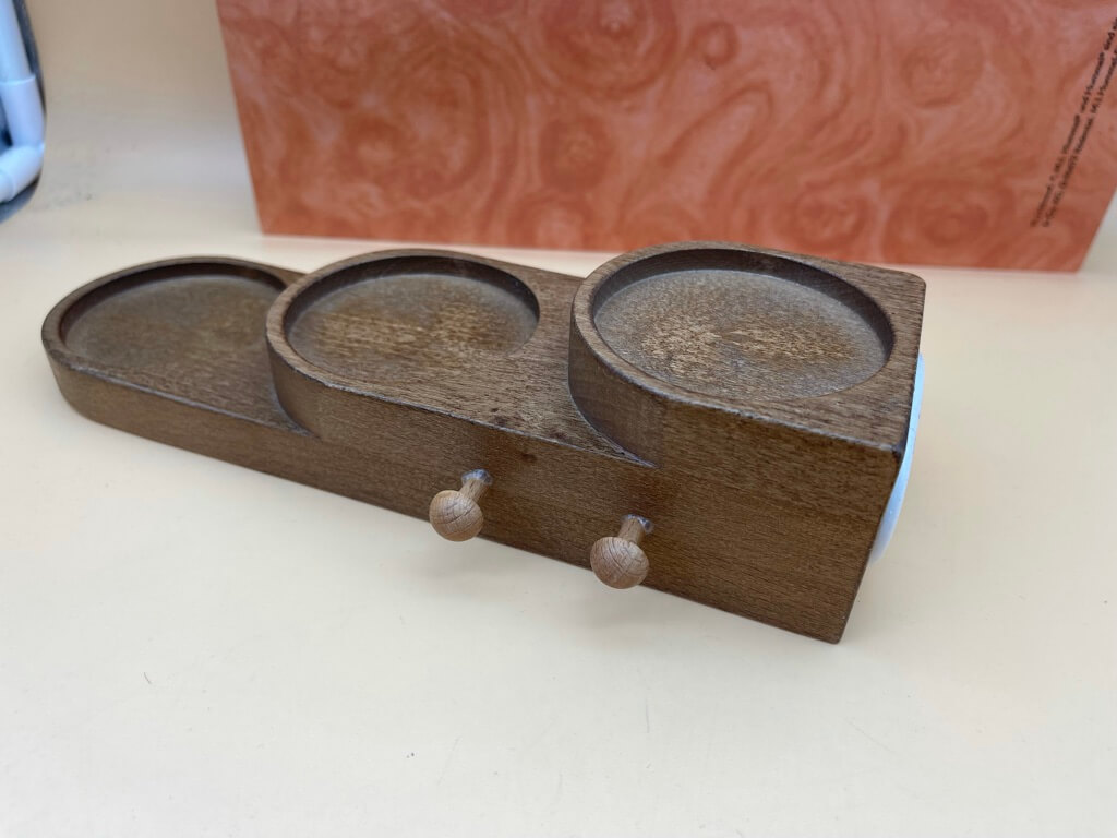 Hummel Figur  Display. Höhe: 5,5 cm. Länge: 22,5 cm. Tiefe: 8,5 cm. Top Zustand