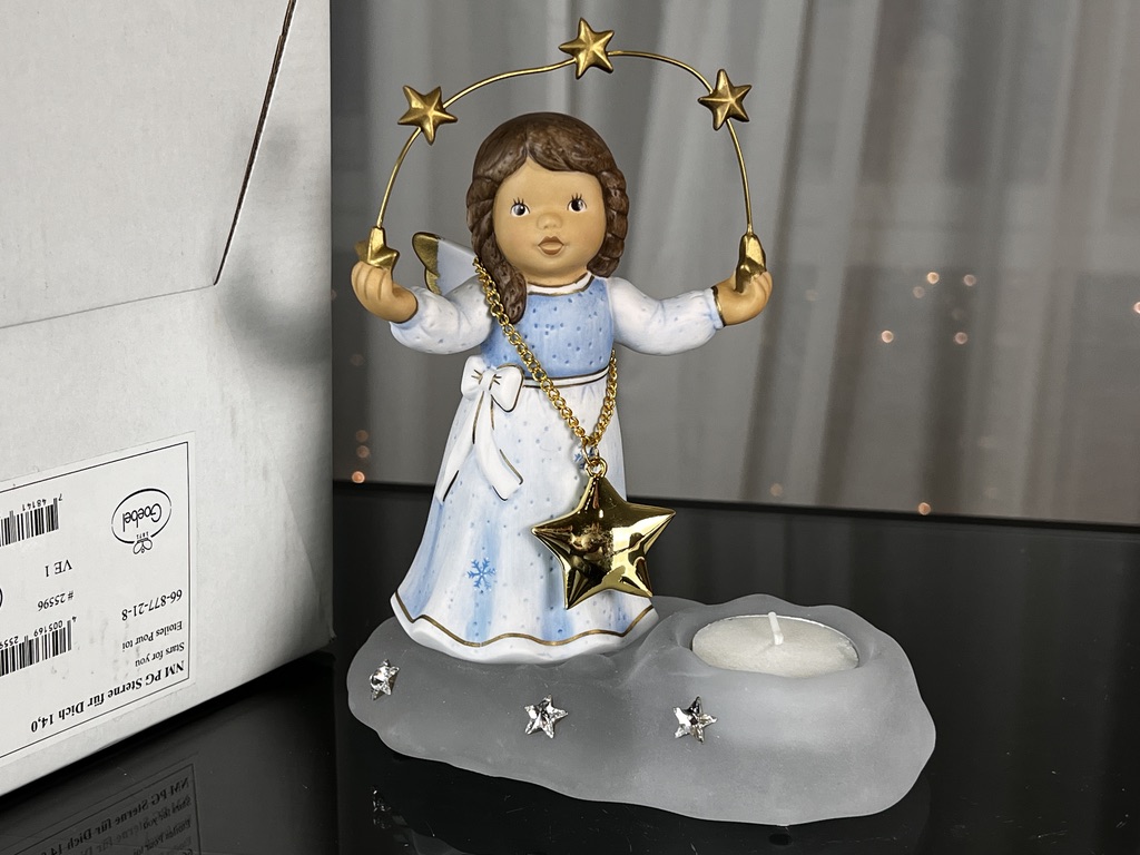 Goebel Figur Nina & Marco 2011 Jahresengel 15 cm. 1 Wahl. Top Zustand  