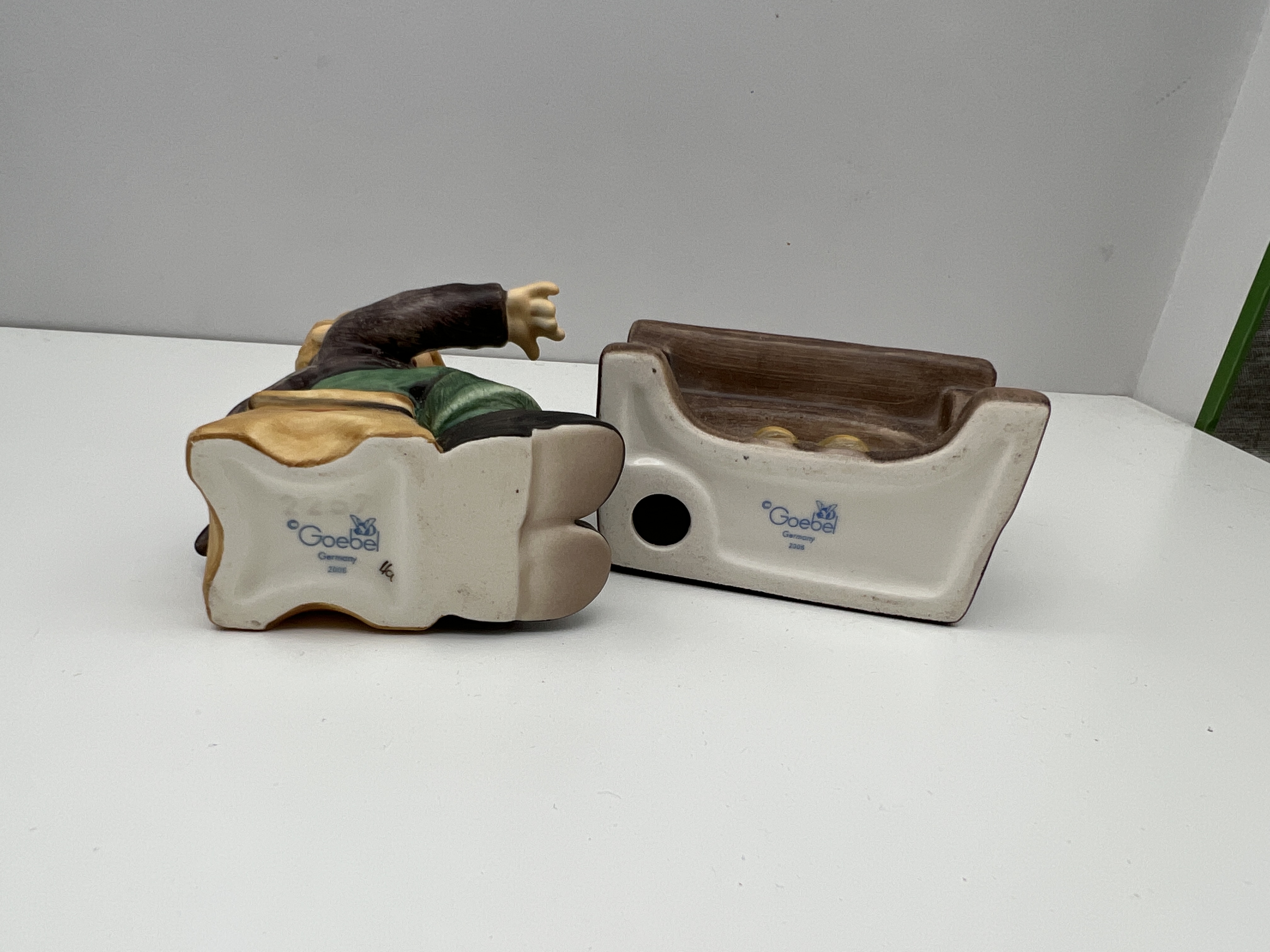  Hummel Figur 2257 Ich spiel euch was vor 9 cm. 1 Wahl. Top Zustand 