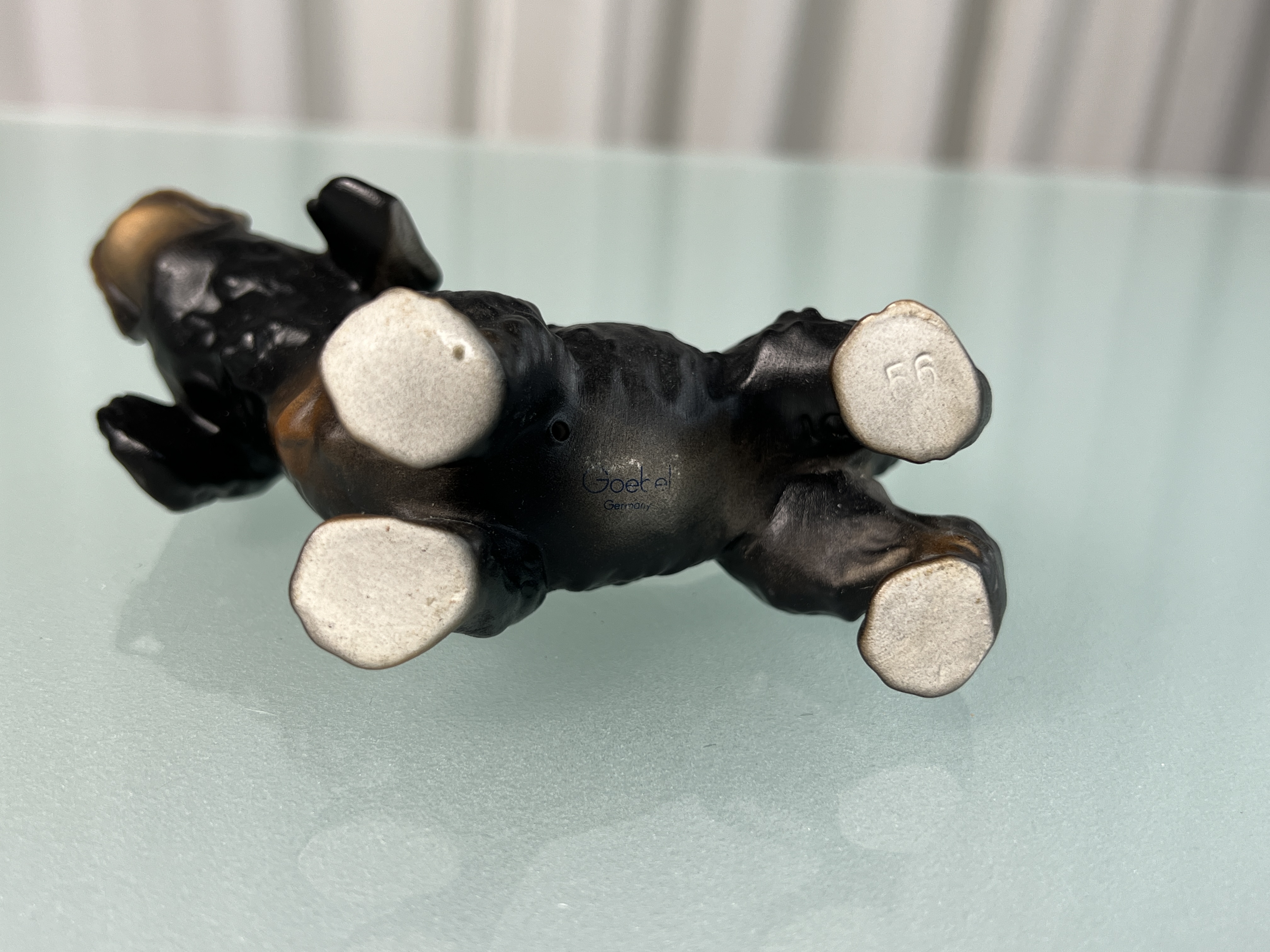Goebel Vogel Figur Hund Dackel 9 x 12 cm. 1 Wahl Top Zustand     