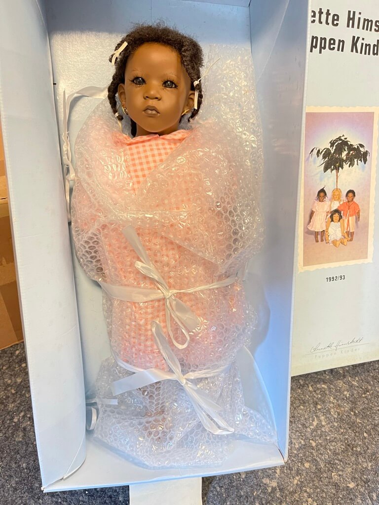 Annette Himstedt Puppe Sanga 59 cm. Top Zustand 