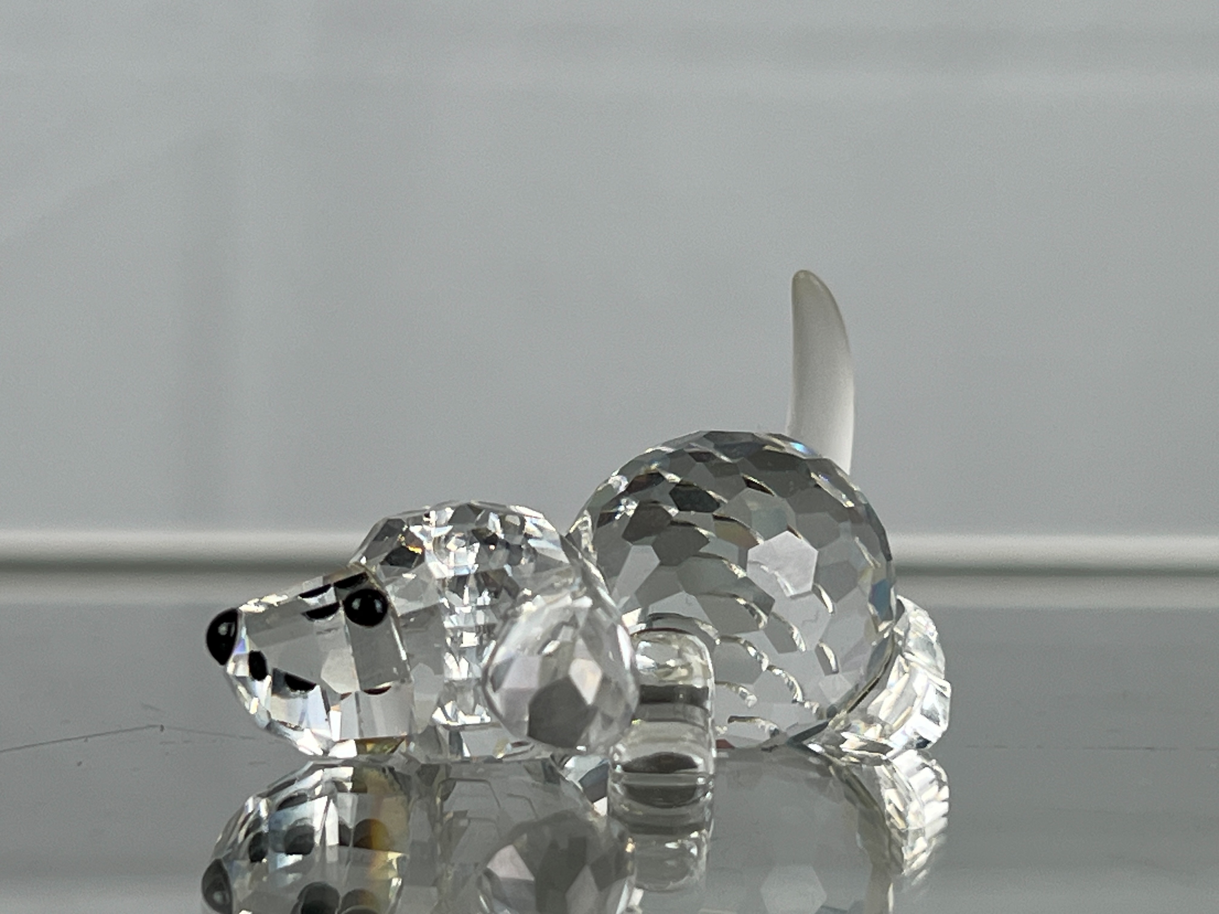 Swarovski Figur 172296 Beagle liegend 4,5 cm. Top Zustand 