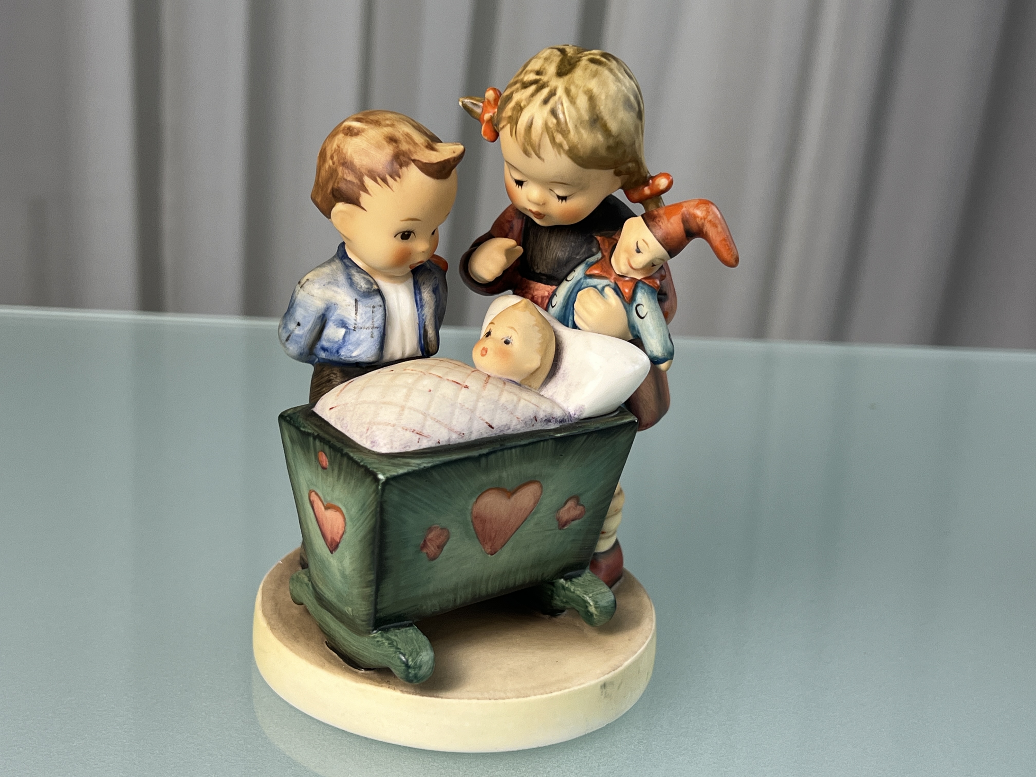 Hummel Figur 333 Das große Ereignis 14 cm. 1 Wahl - Top Zustand