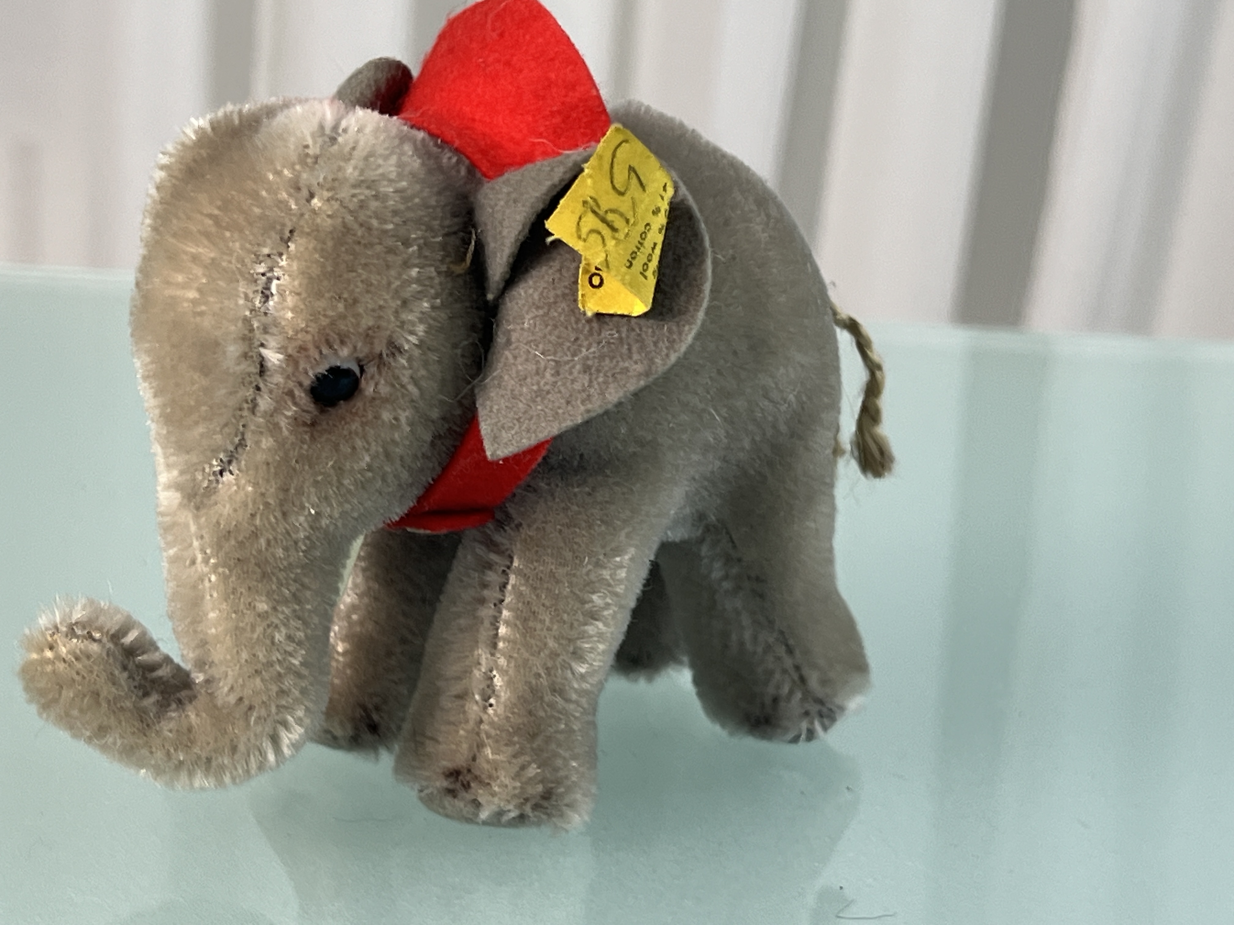Steiff Tier Elefant 10 x 13 cm. Top Zustand  
