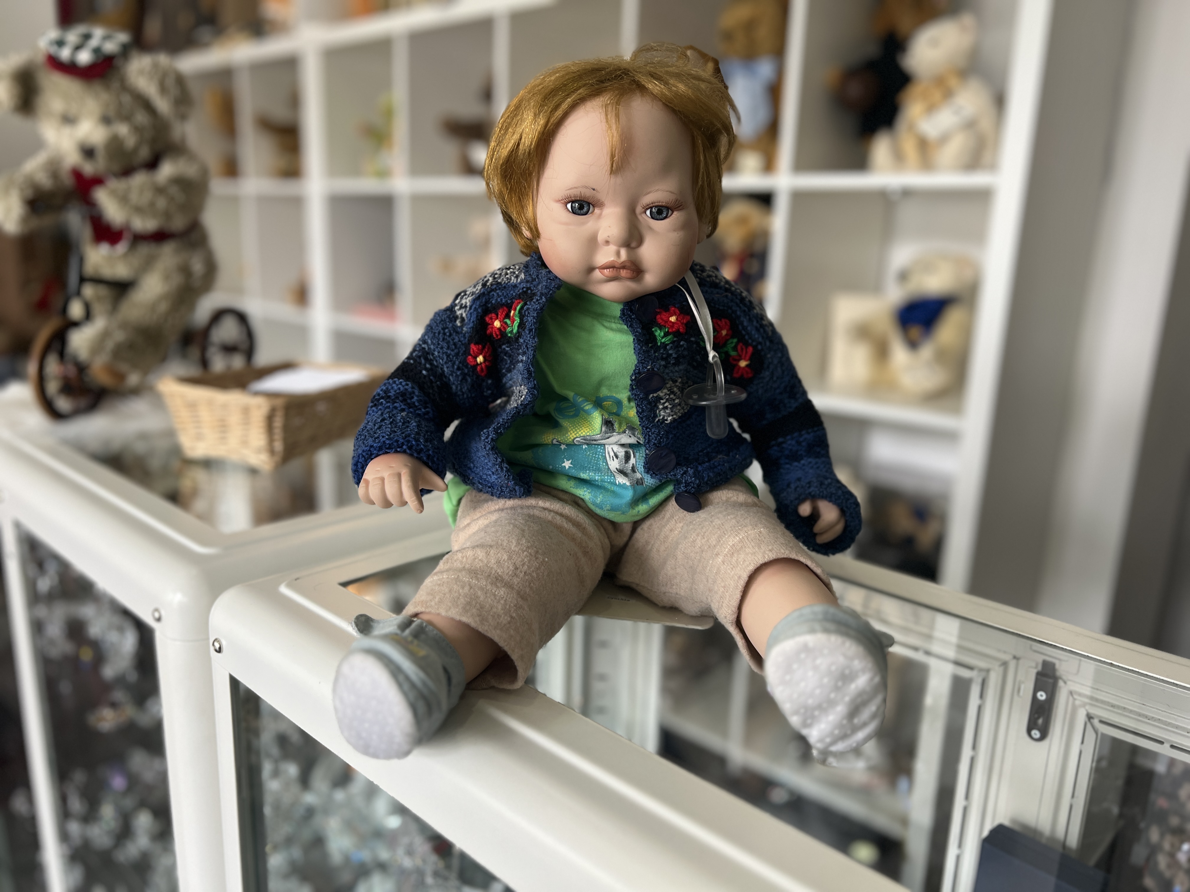 Künstlerpuppe Porzellan Puppe 50 cm. Top Zustand    