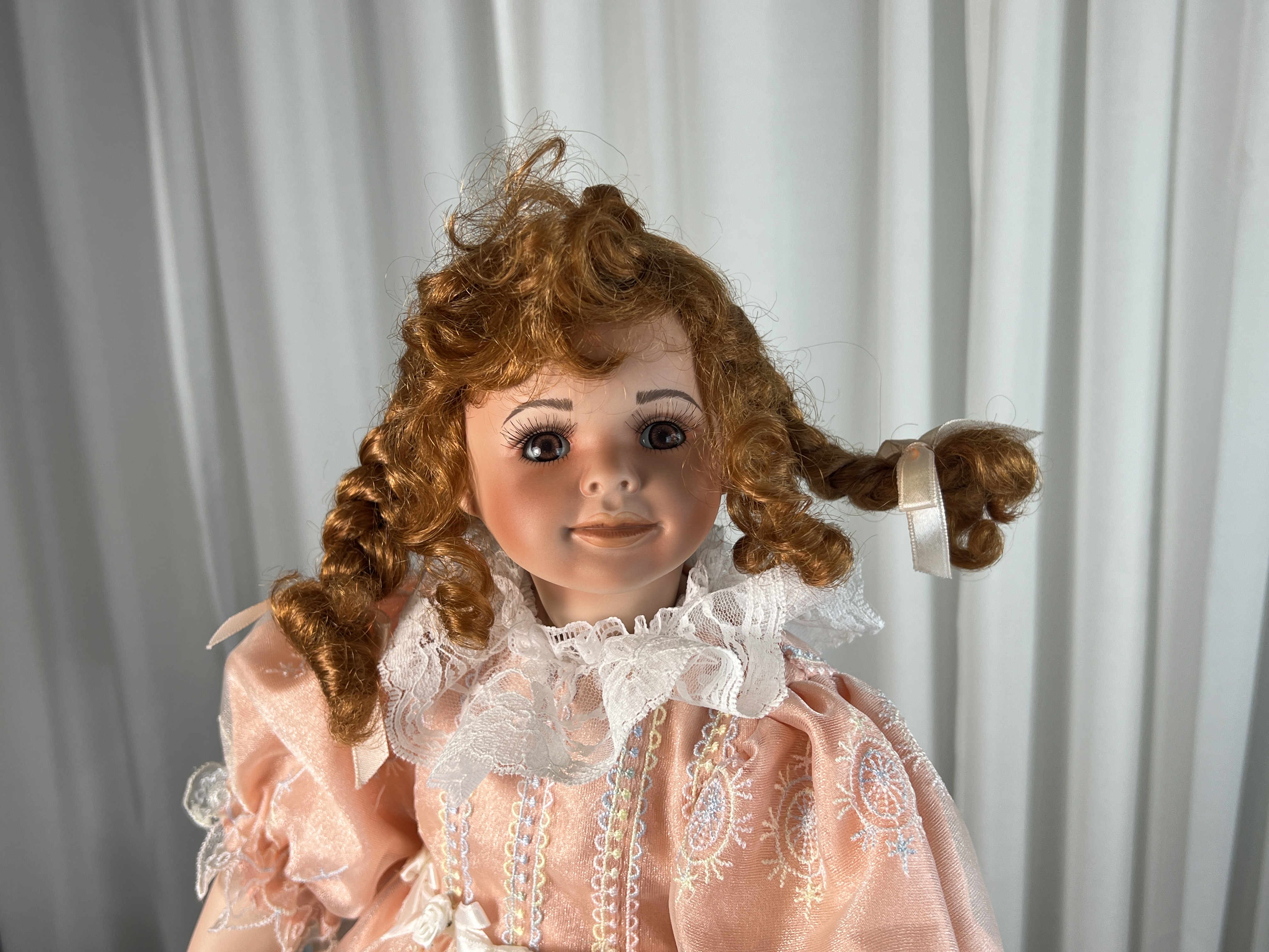 Margot Nögel Künstlerpuppe Porzellan Puppe 52 cm. Top Zustand    