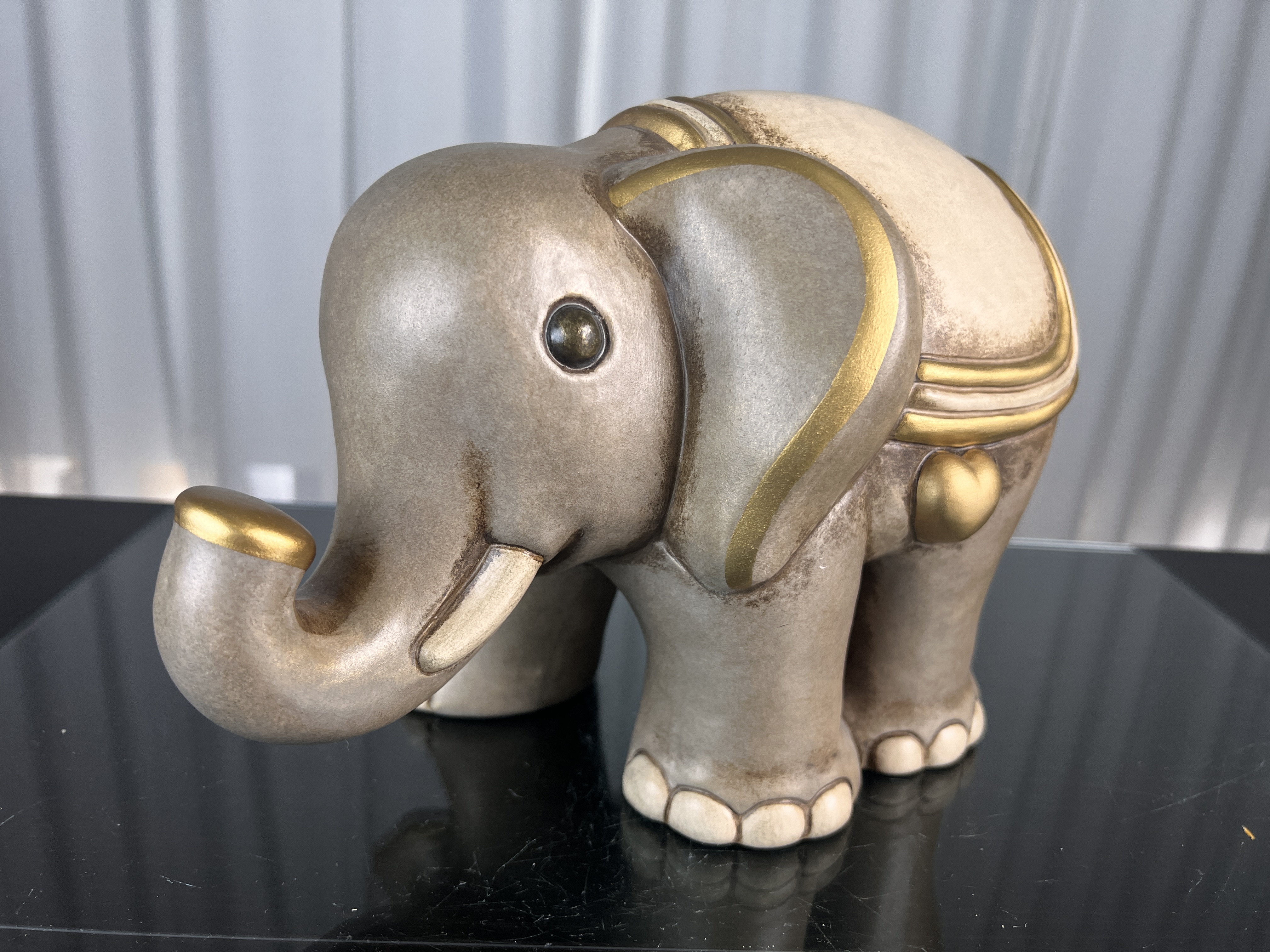 Thun Figur Elefant 19 cm. - 1 Wahl - Top Zustand. 