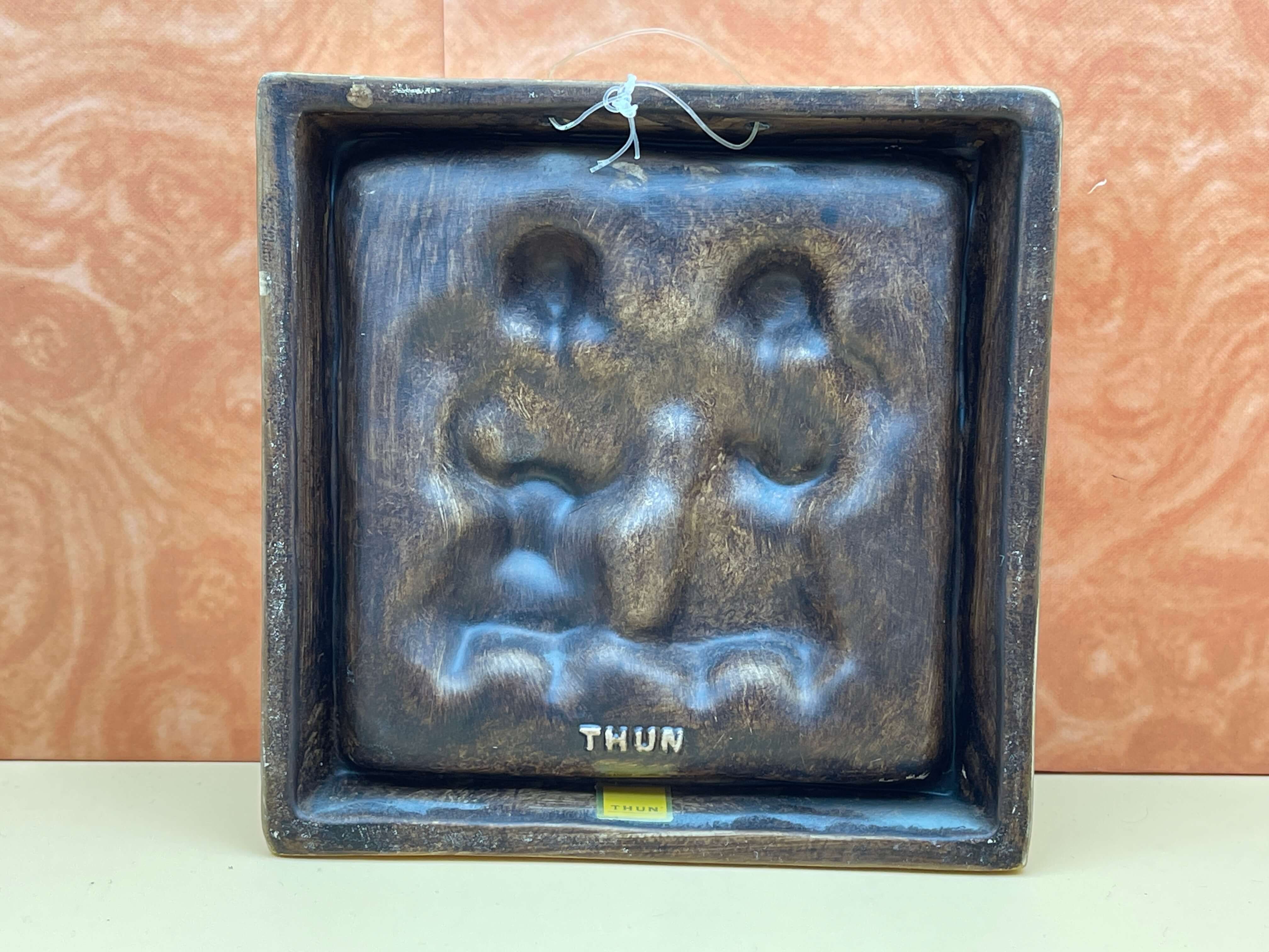 Thun Bozner Engel Bild Höhe: 16,3 cm. Länge: 16,3 cm. - Top Zustand.  