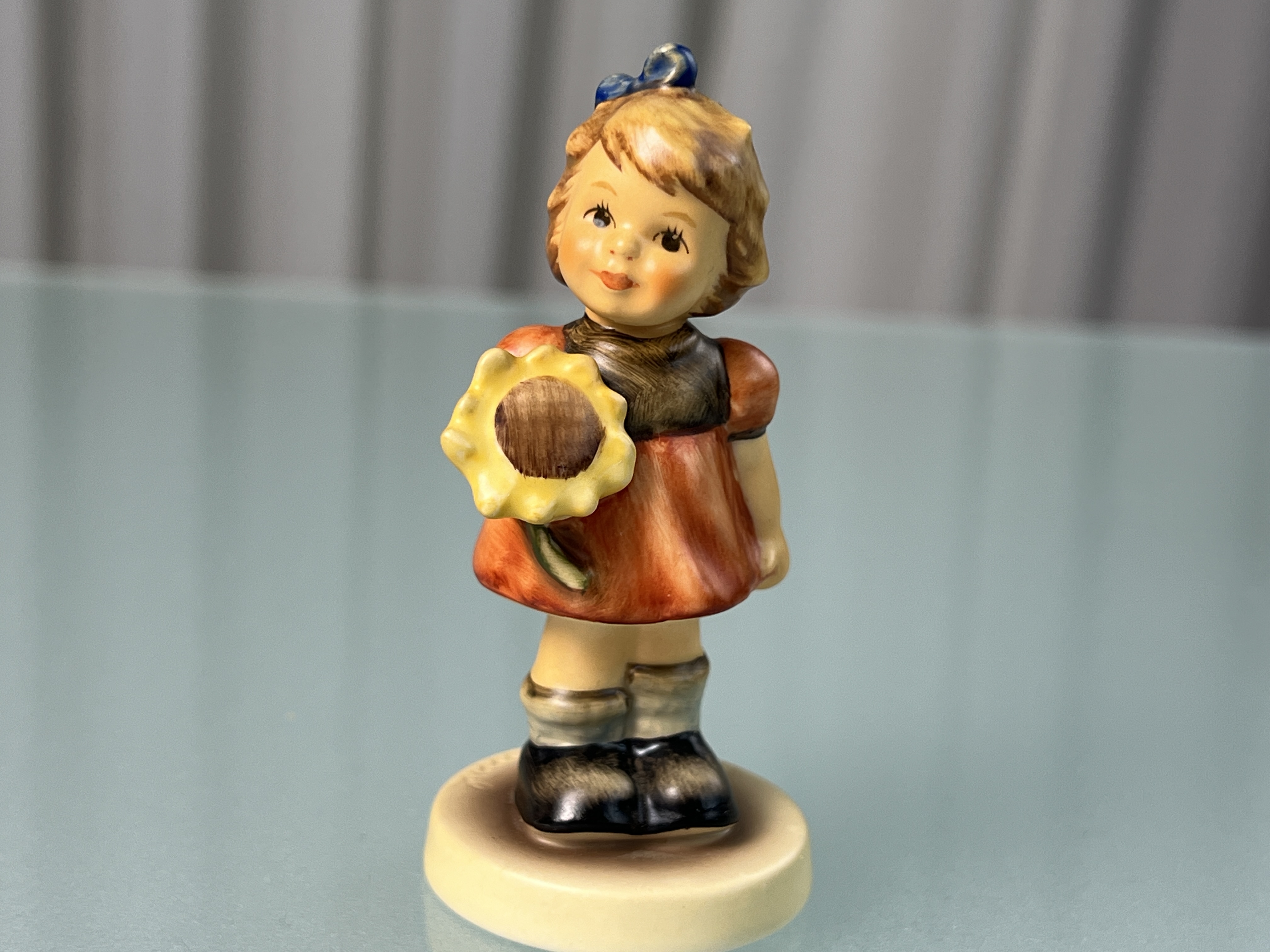 Hummel Figur 2195 4/0 Sommergrüße 8 cm. 1 Wahl. Top Zustand 