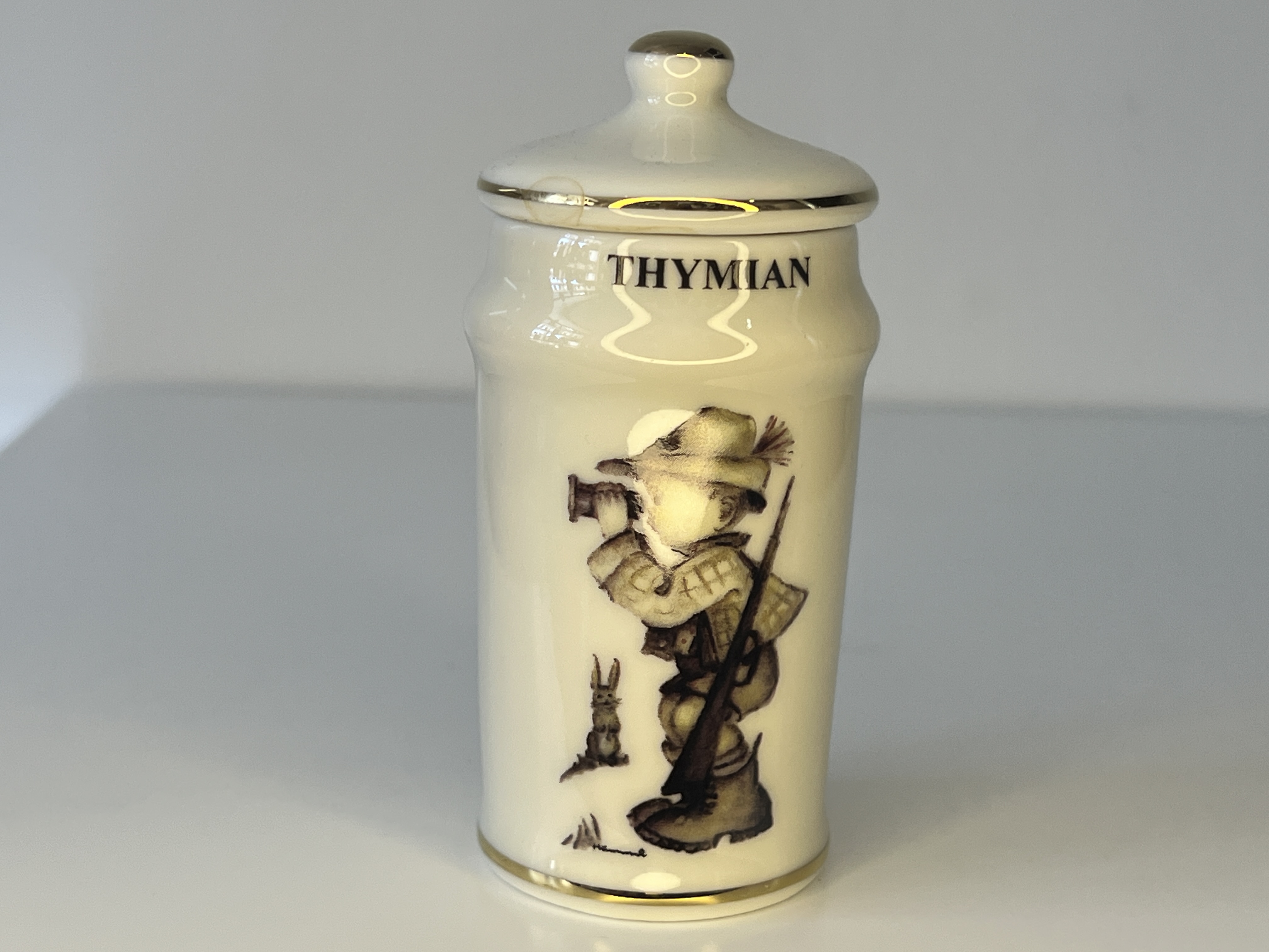 M.I. Hummel Gewürzdose 11 cm. 1 Wahl - Top Zustand