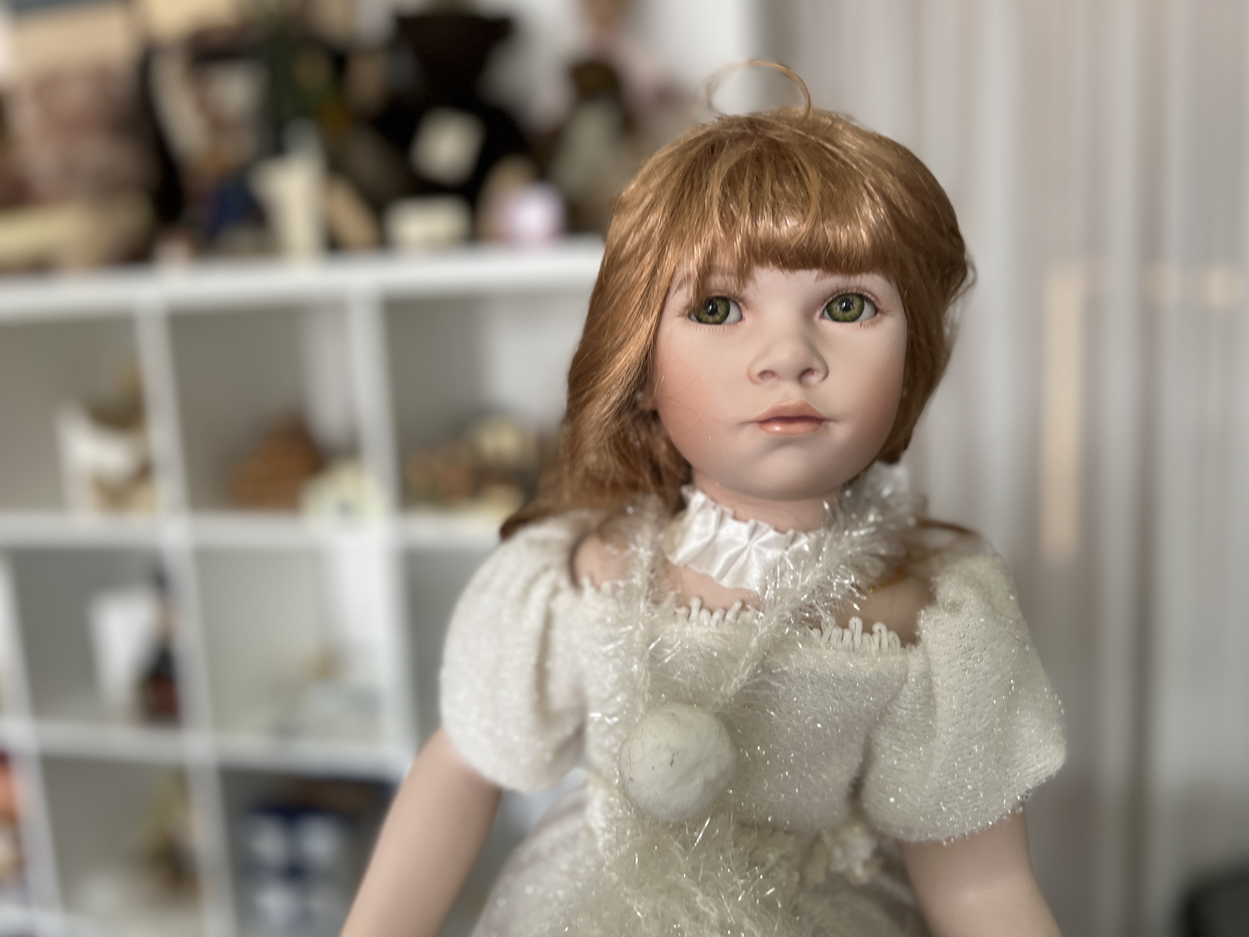  Ute Kase Lepp Sammler Porzellan Puppe 69 cm. Kleiner Defekt - Siehe Fotos 