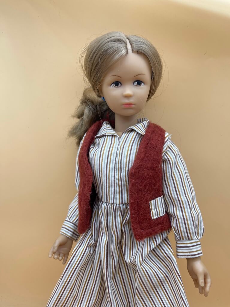 Künstlerpuppe Vinyl Puppe 40 cm. Top Zustand 