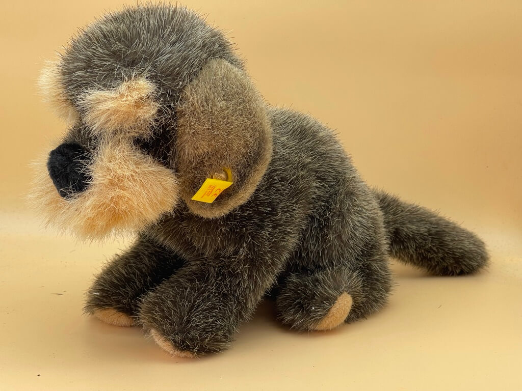 Steiff Tier 078699 Hund Bobby Höhe: 20 cm. Länge: 41 cm.  Top Zustand 