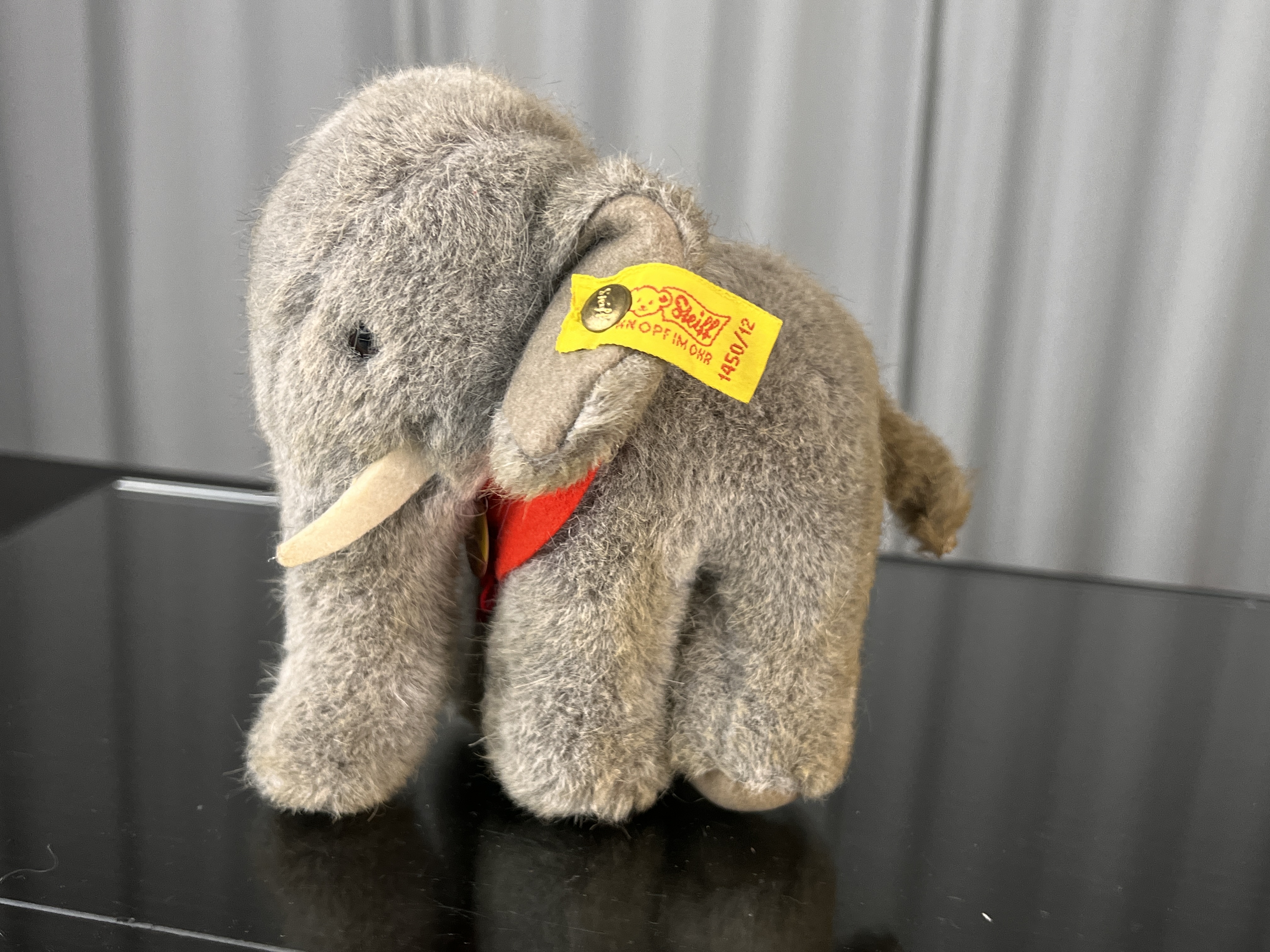 Steiff Stofftier Tier Elefant 14 cm. Top Zustand - Siehe Fotos     