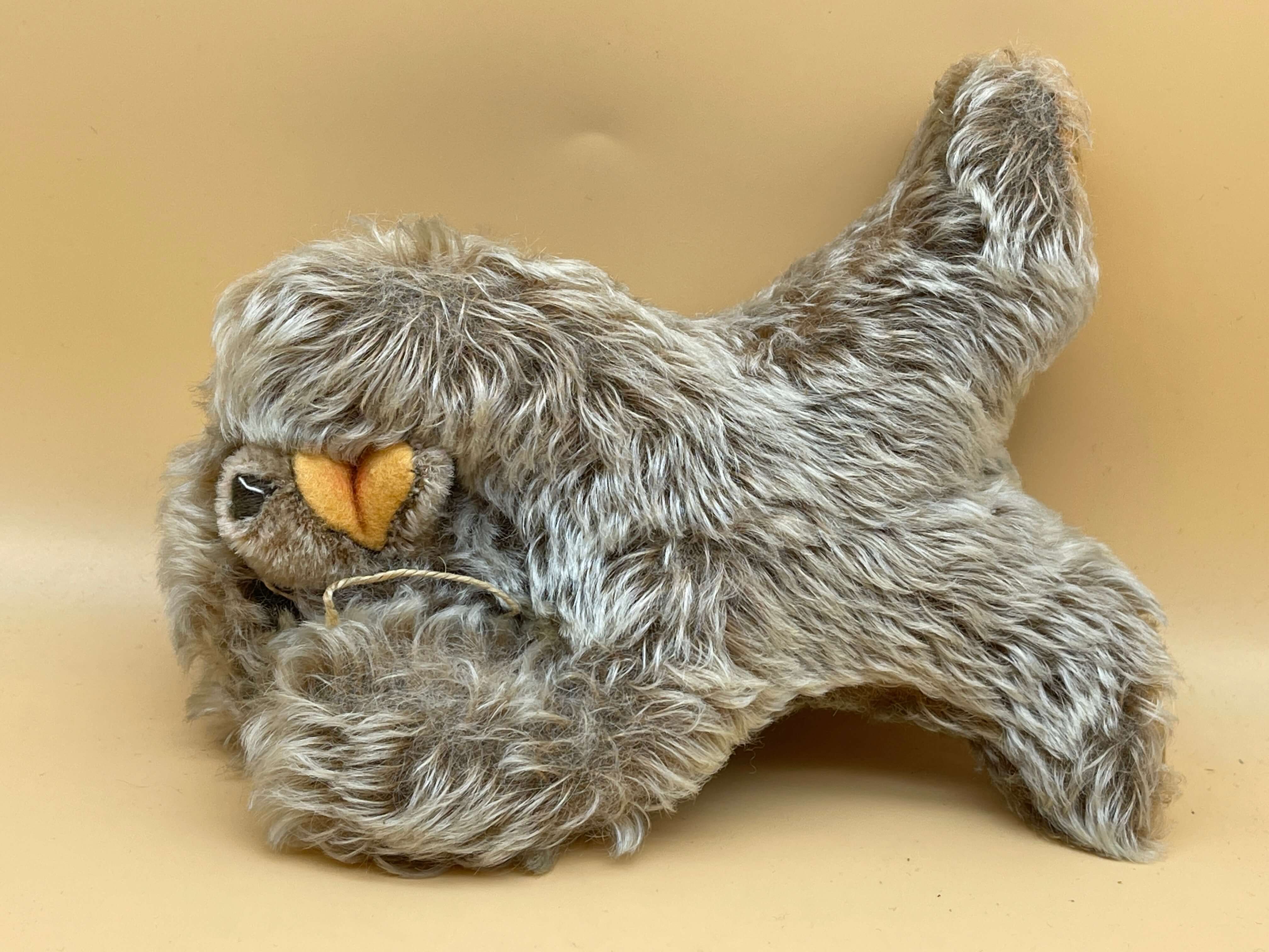 Steiff Tier mit Knopf, mit Fahne. 19 cm. Top Zustand