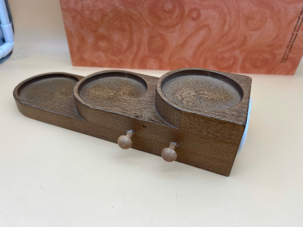 Hummel Figur  Display. Höhe: 5,5 cm. Länge: 22,5 cm. Tiefe: 8,5 cm. Top Zustand