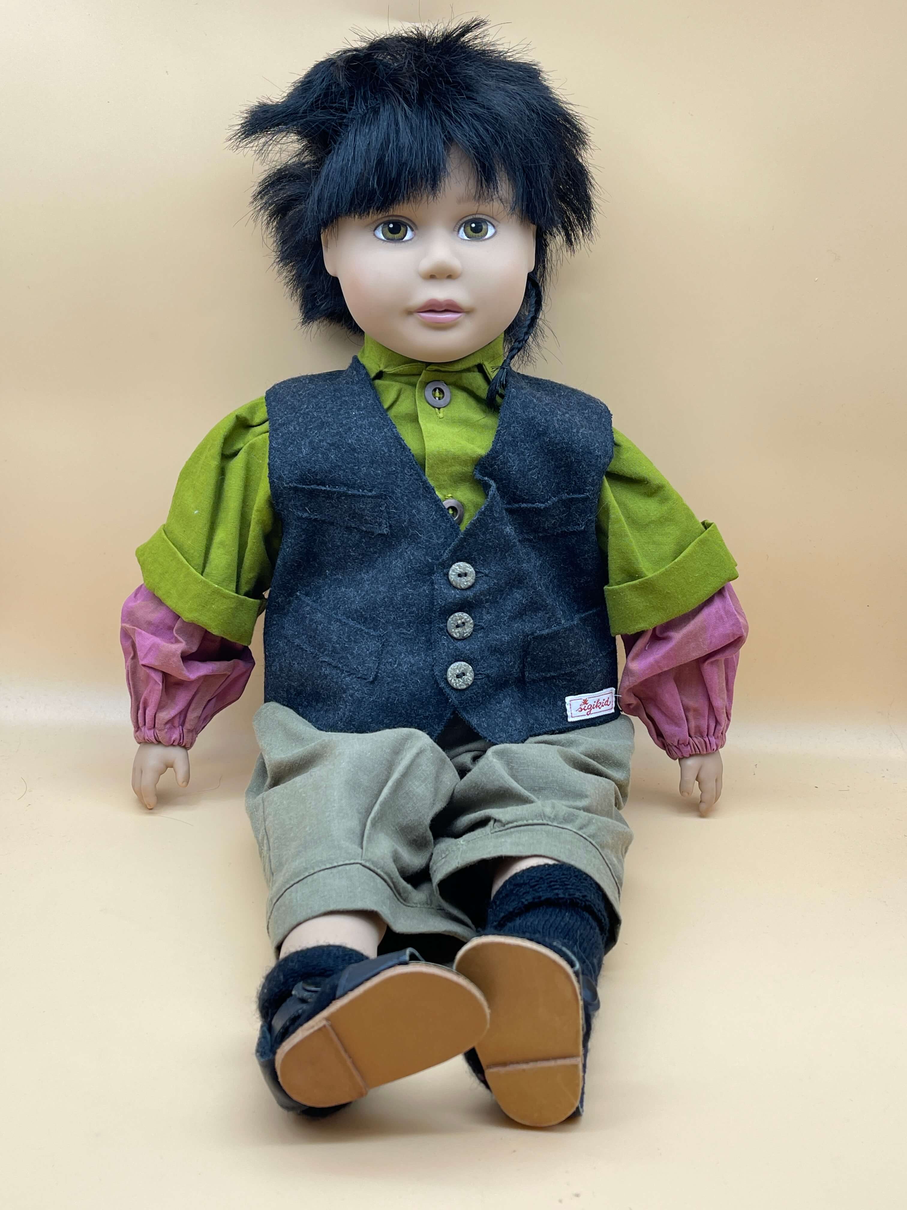 Sigikid Künstlerpuppe Vinyl Puppe 50 cm. Top Zustand