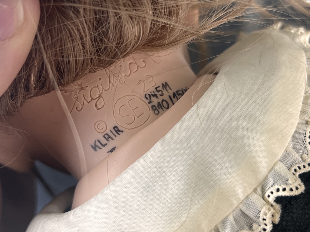 Sigikid Sabine Esche Künstlerpuppe Vinyl Puppe 57 cm. Top Zustand 