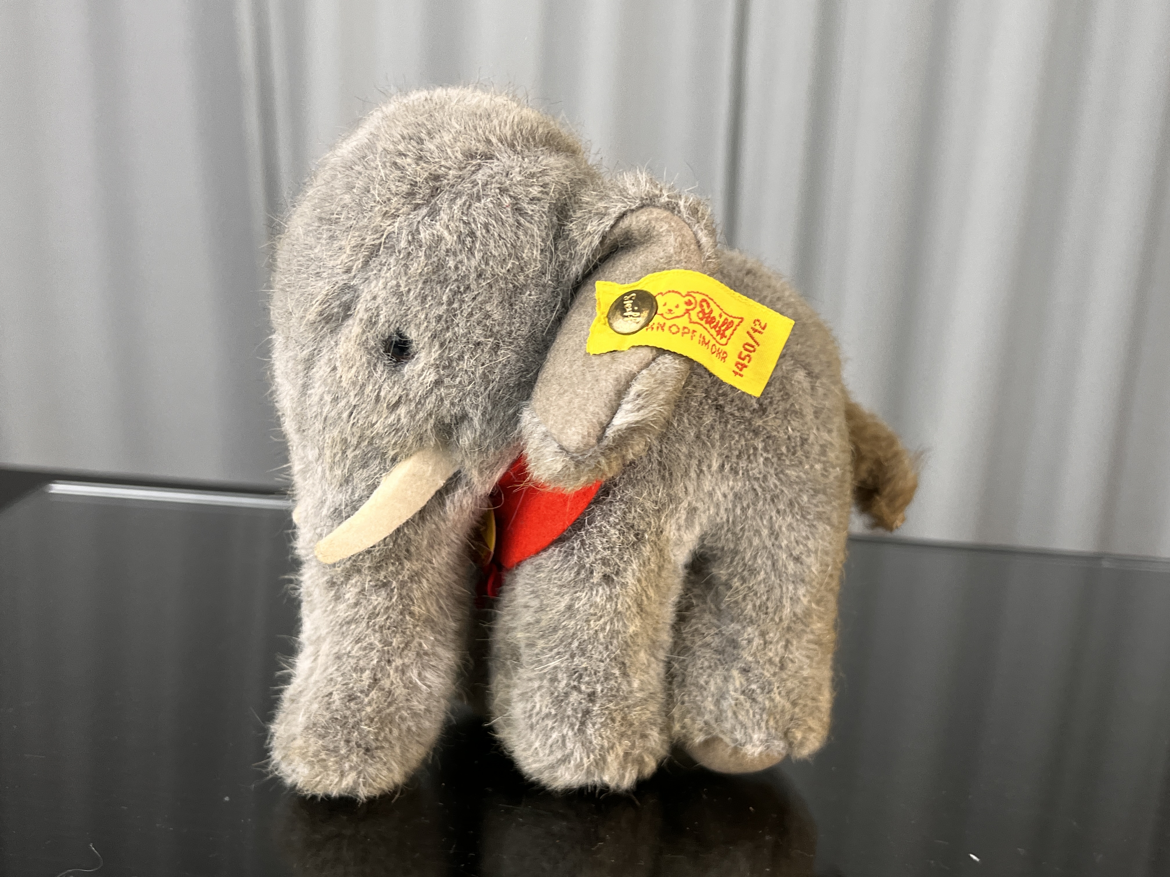 Steiff Stofftier Tier Elefant 14 cm. Top Zustand - Siehe Fotos     