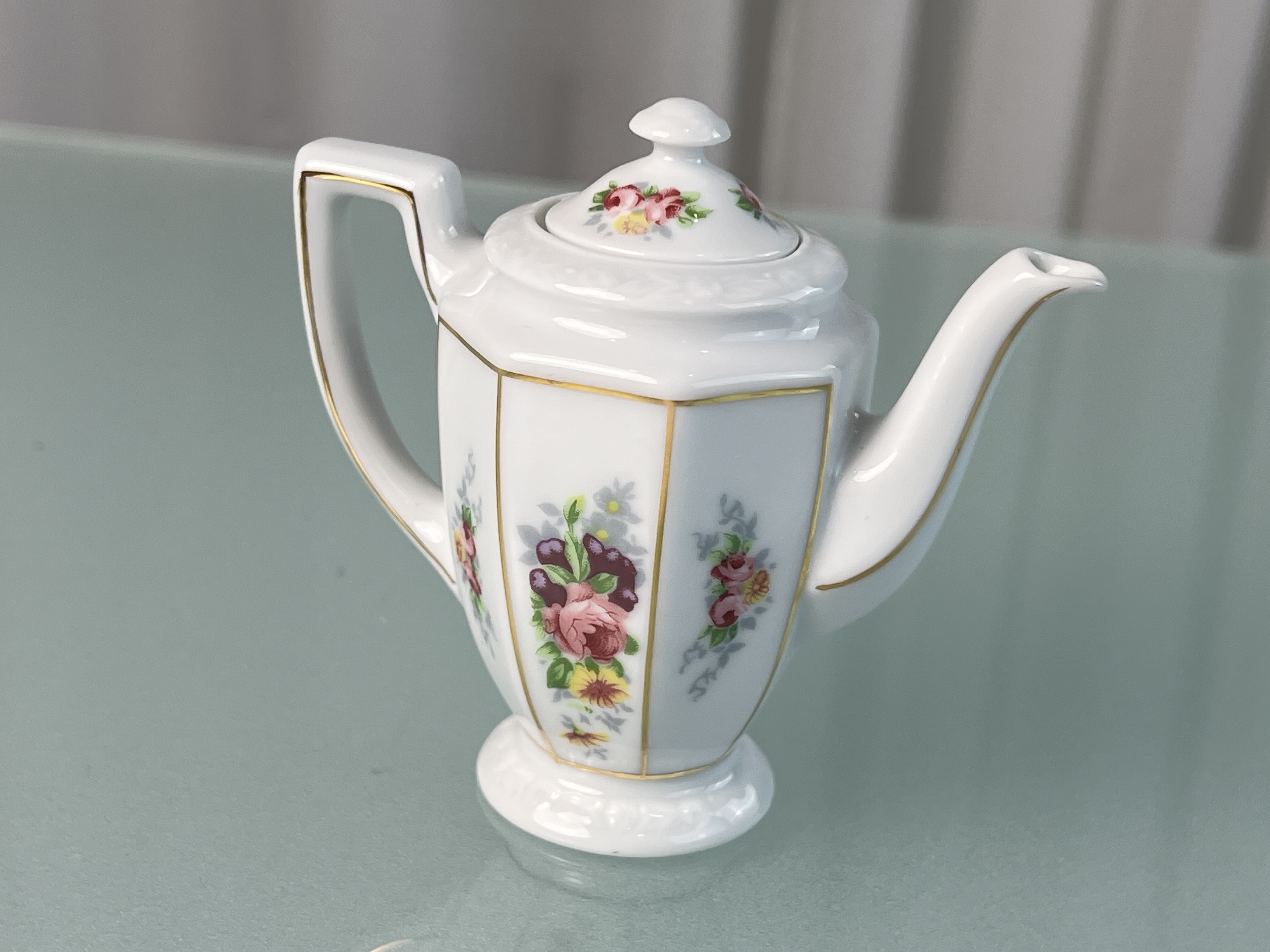 Rosenthal Porzellan Kanne Höhe: 9 cm. 1 Wahl  Top Zustand  