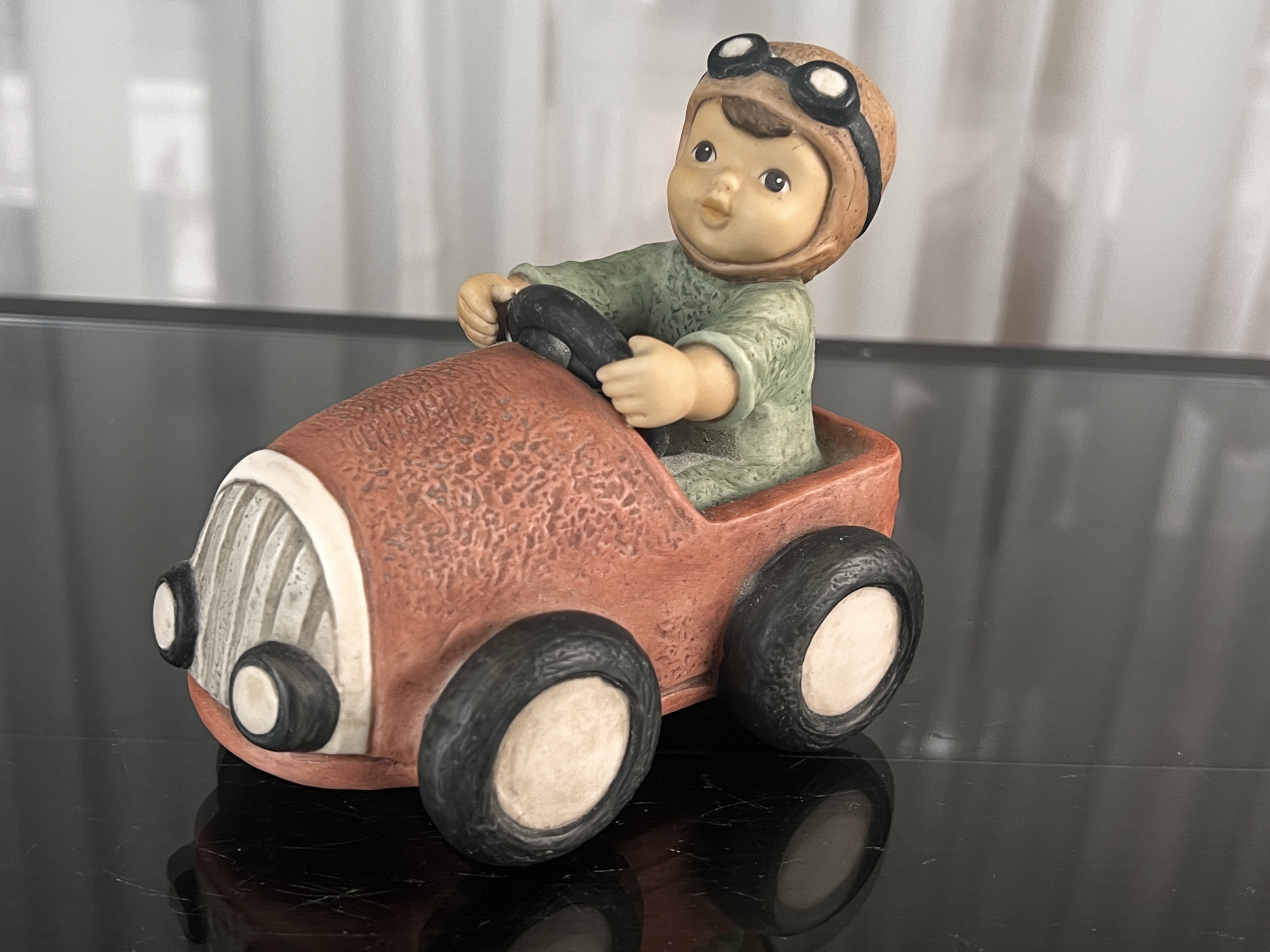  Goebel Figur Nina Marco 12 cm - 1 Wahl. Top Zustand