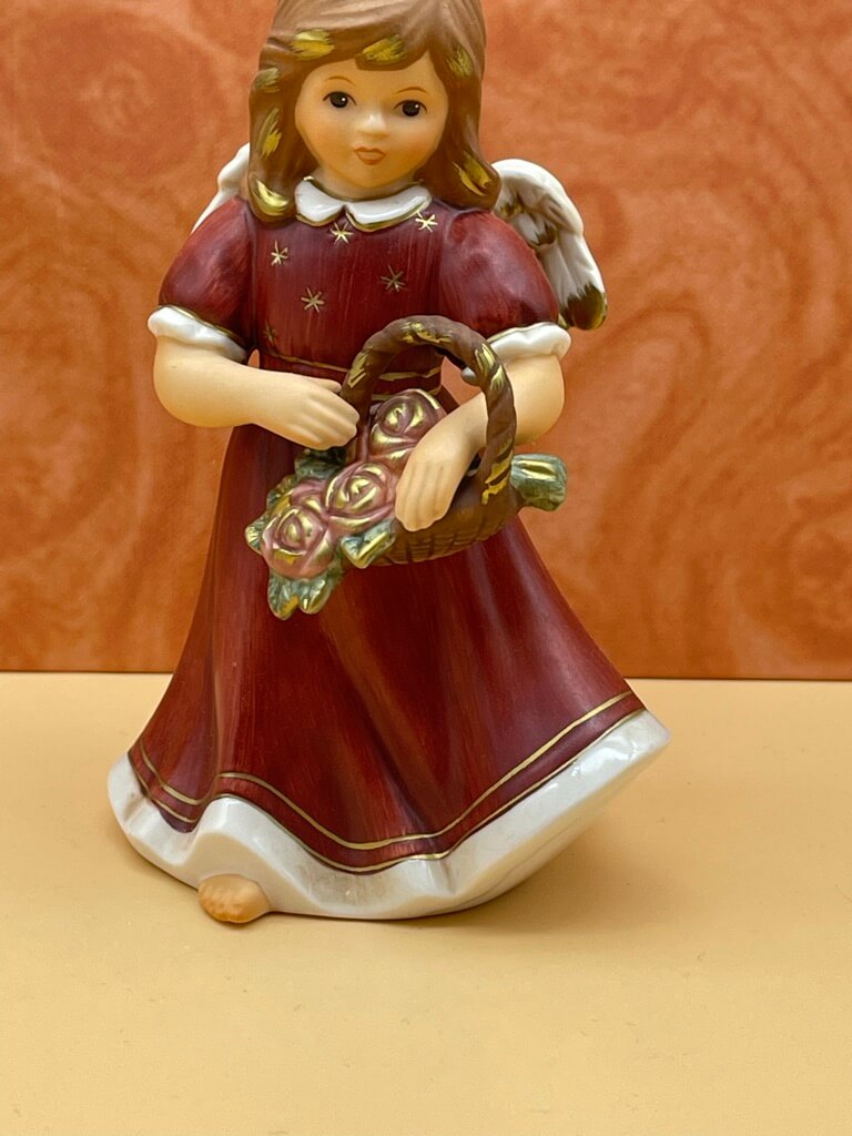 Goebel Figur Engel 2002 Jahresengel 13 cm 1 Wahl. Top Zustand