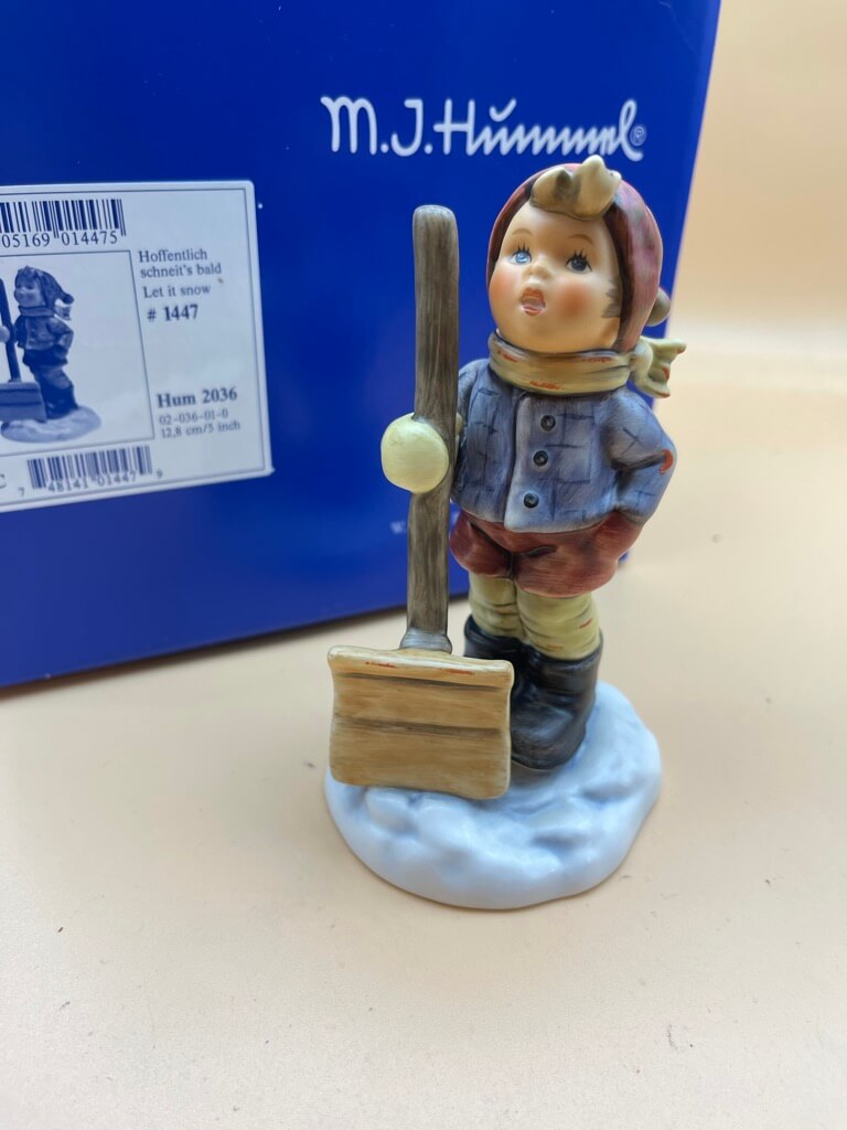 Hummel Figur 2036 Hoffentlich schneit´s bald wieder 13 cm. 1 Wahl - Ovp